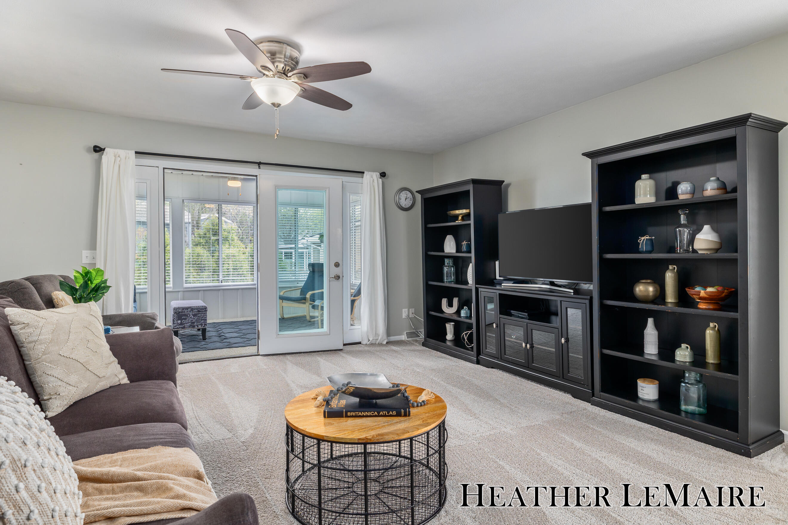 4973 N Valley Drive NE Grand Rapids MI 49525