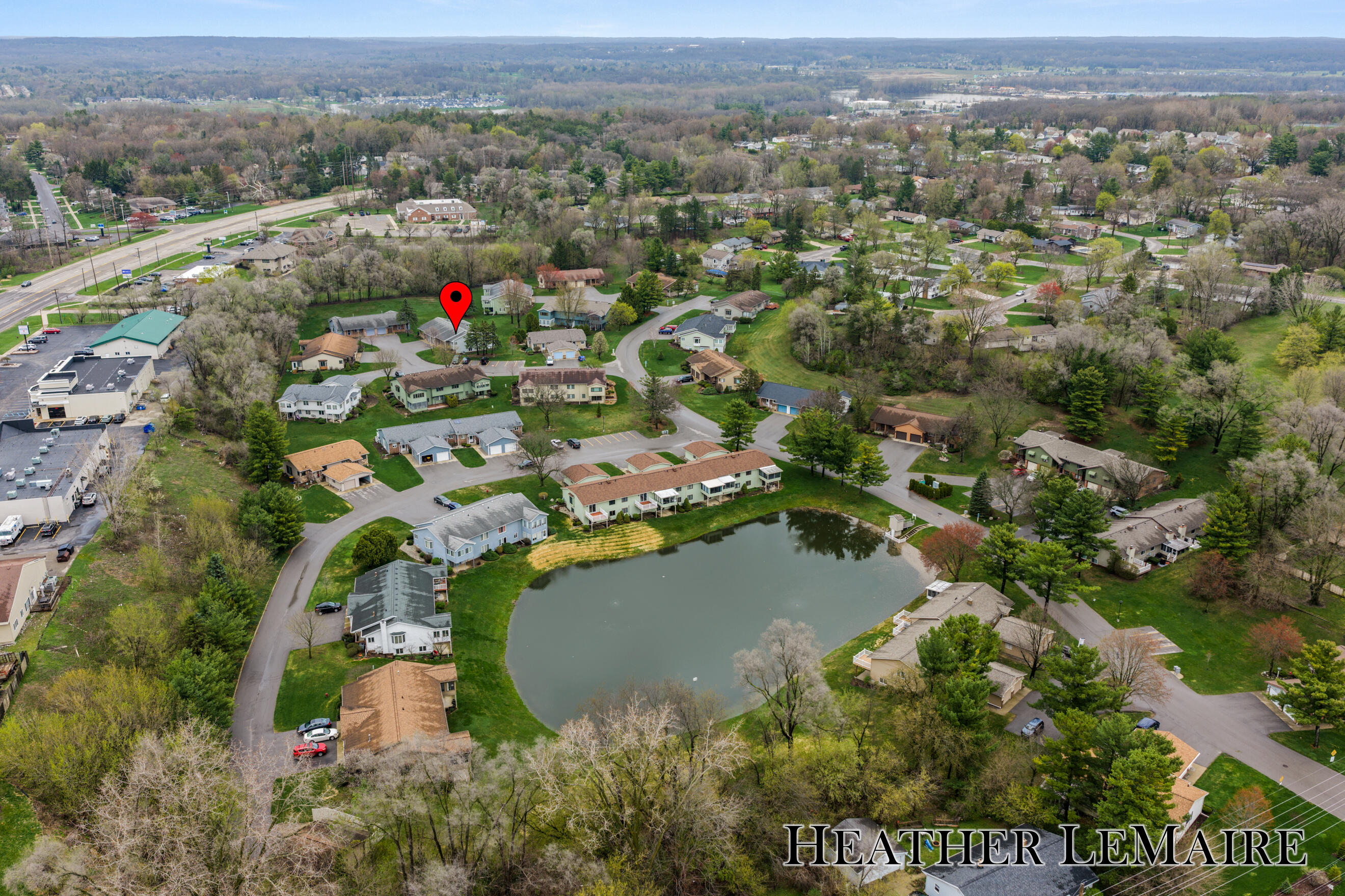 4973 N Valley Drive NE Grand Rapids MI 49525