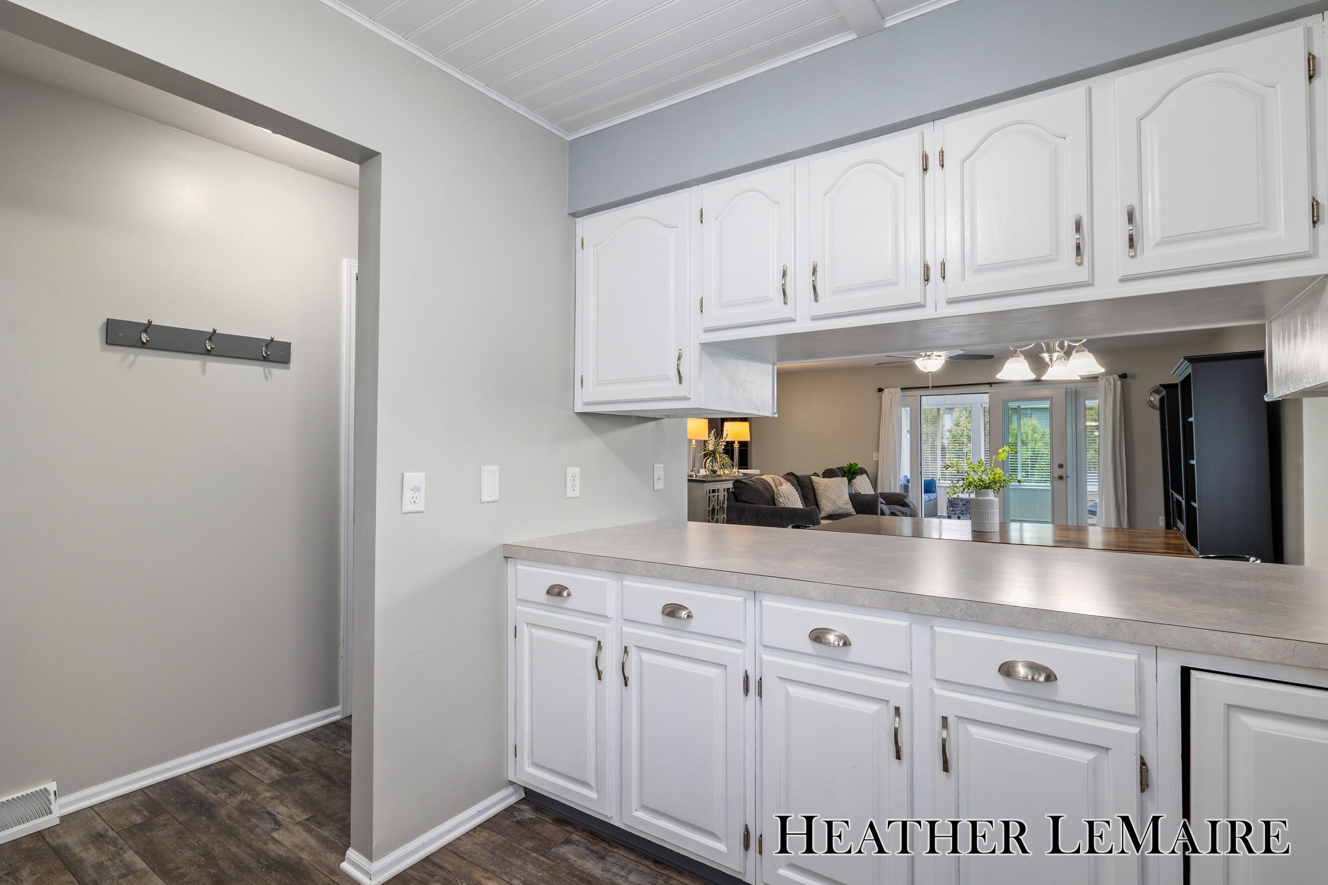 4973 N Valley Drive NE Grand Rapids MI 49525