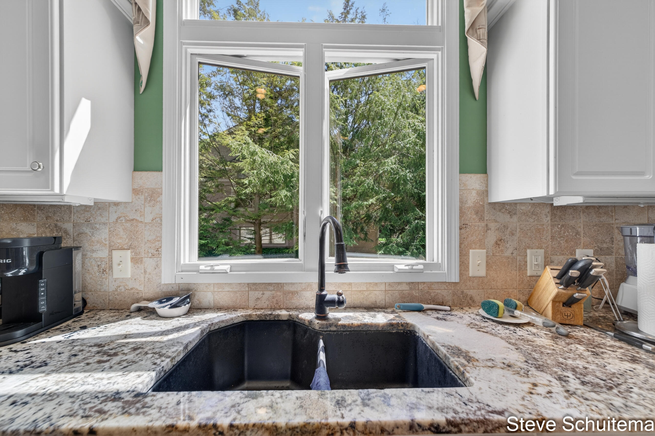 1949 Forest Glen Drive Muskegon MI 49441