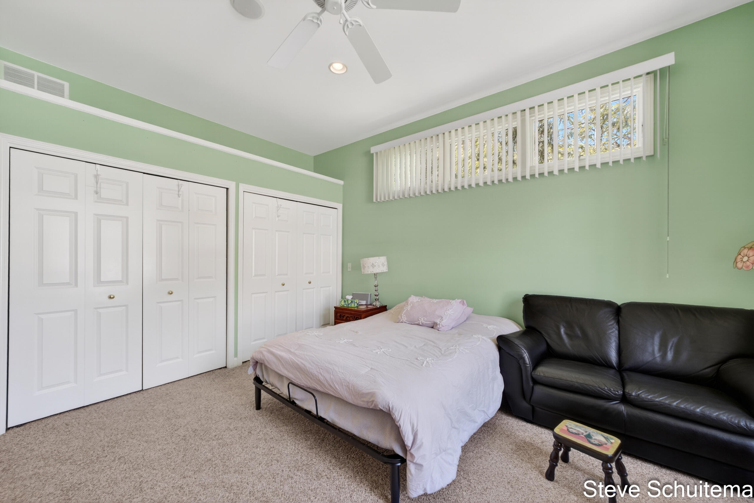 1949 Forest Glen Drive Muskegon MI 49441