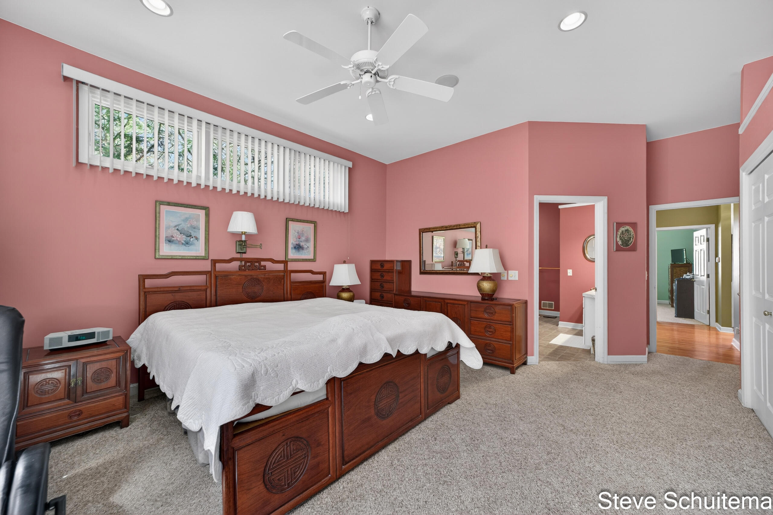 1949 Forest Glen Drive Muskegon MI 49441