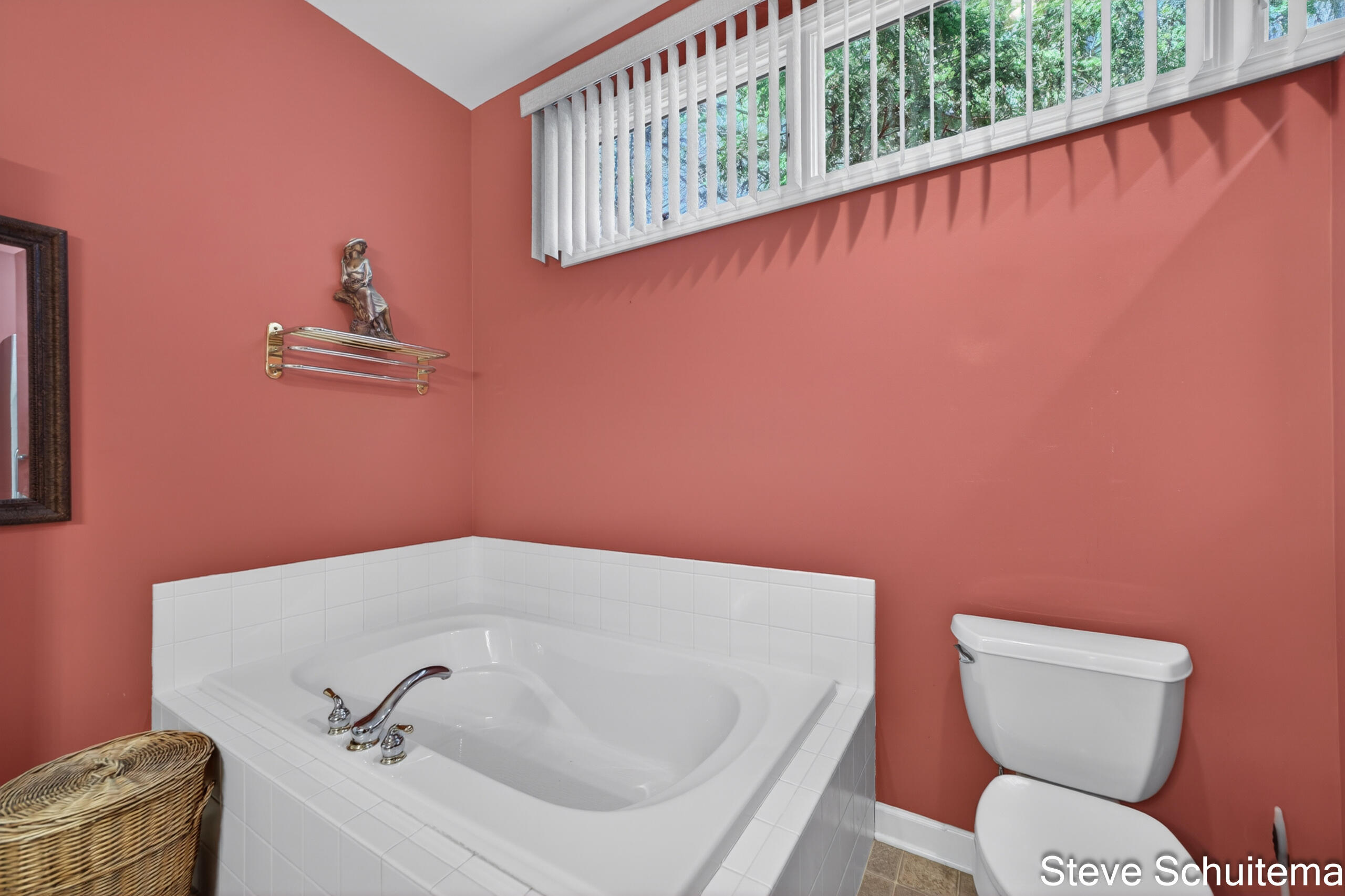 1949 Forest Glen Drive Muskegon MI 49441