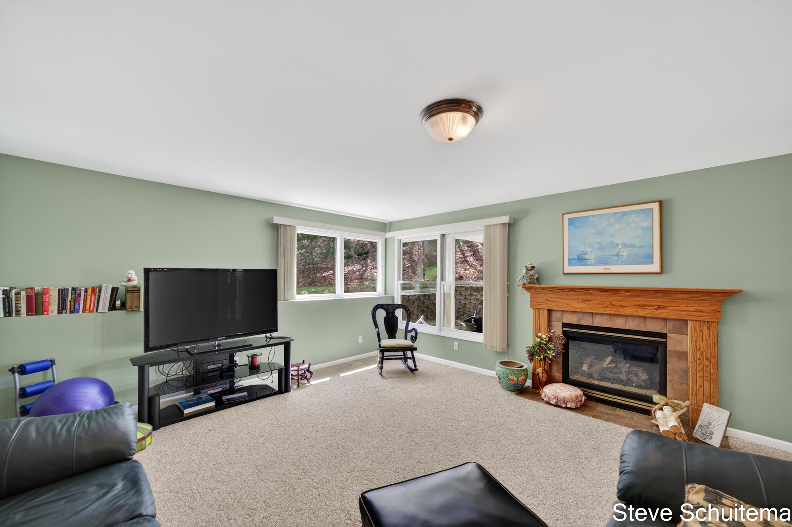 1949 Forest Glen Drive Muskegon MI 49441