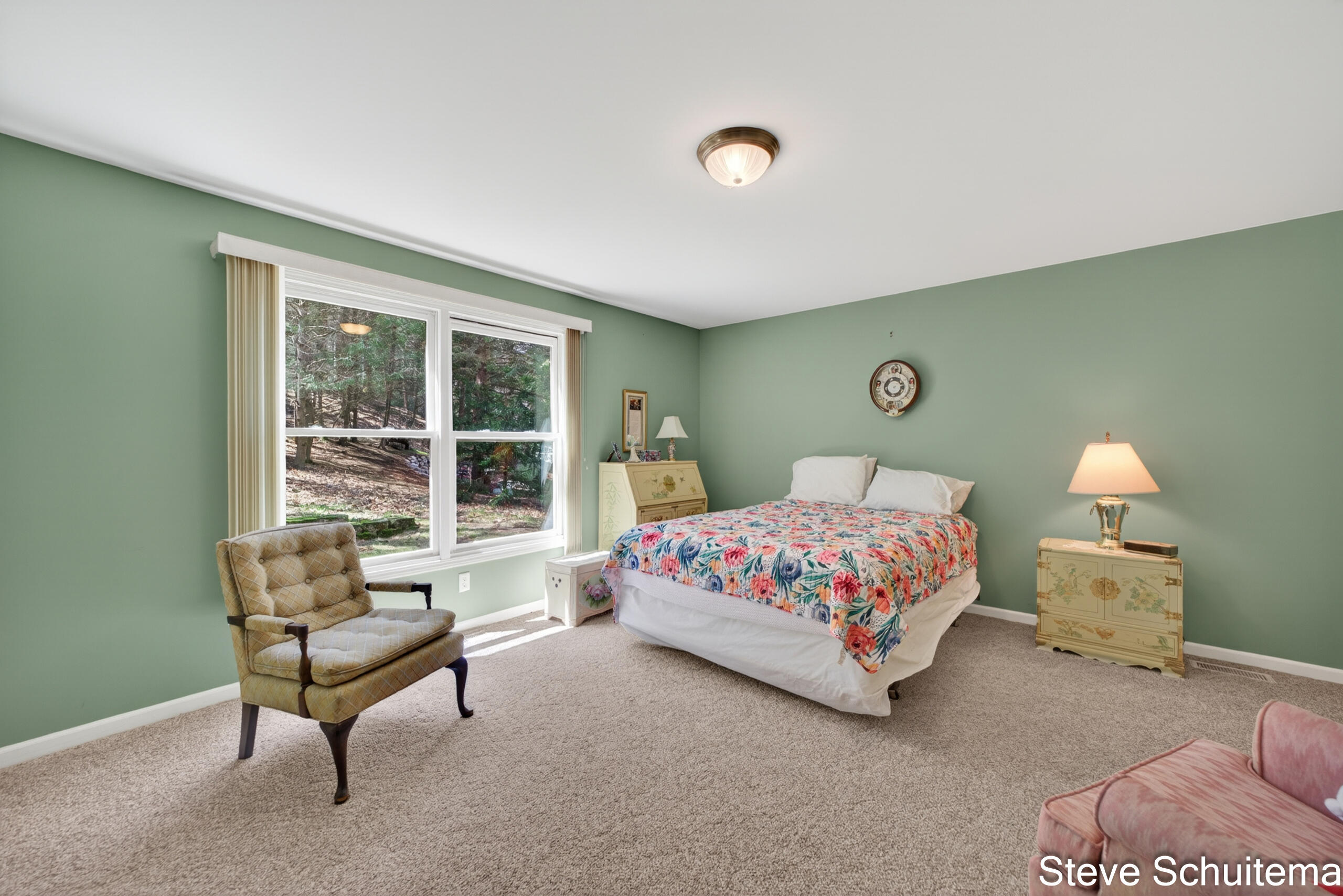 1949 Forest Glen Drive Muskegon MI 49441