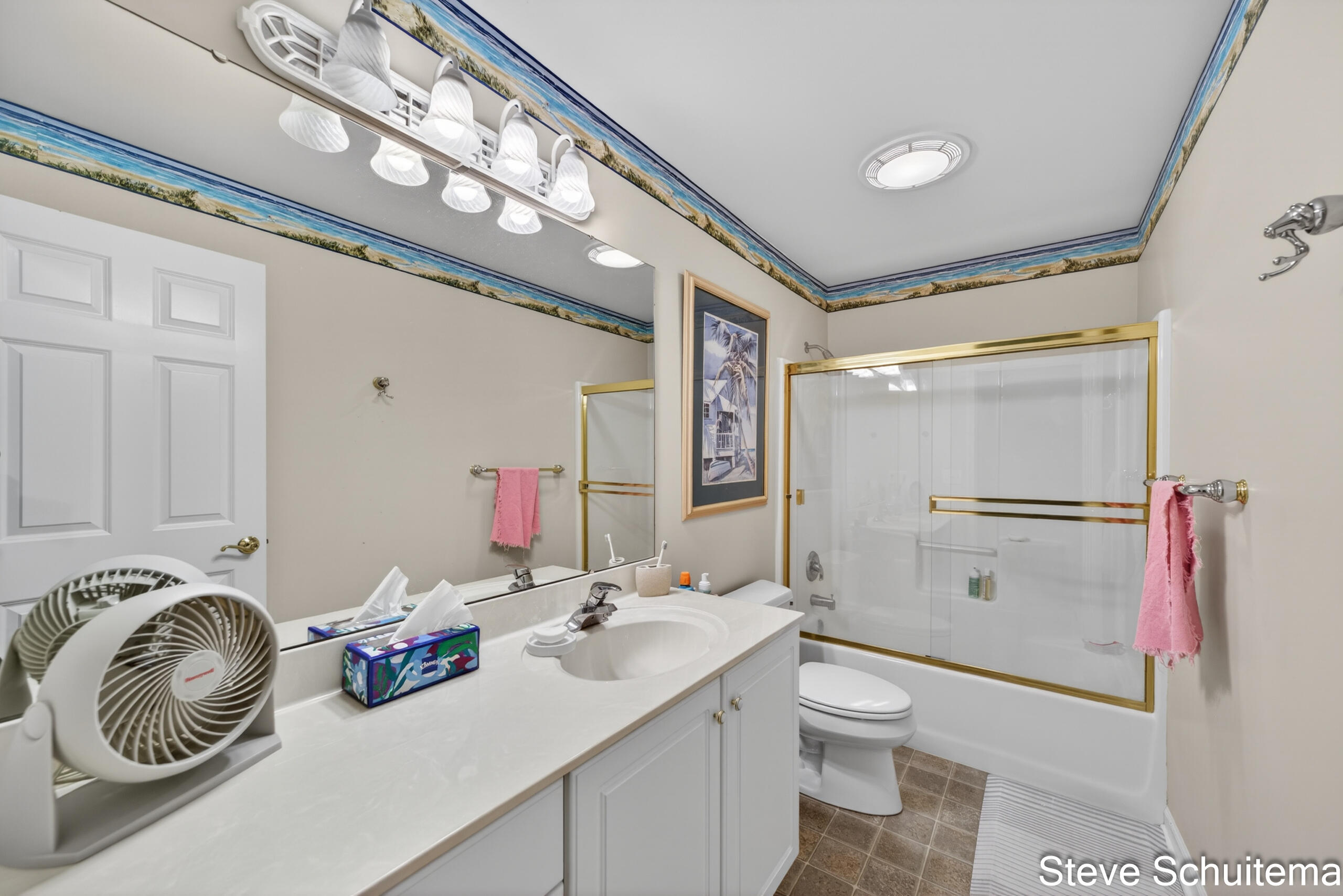1949 Forest Glen Drive Muskegon MI 49441