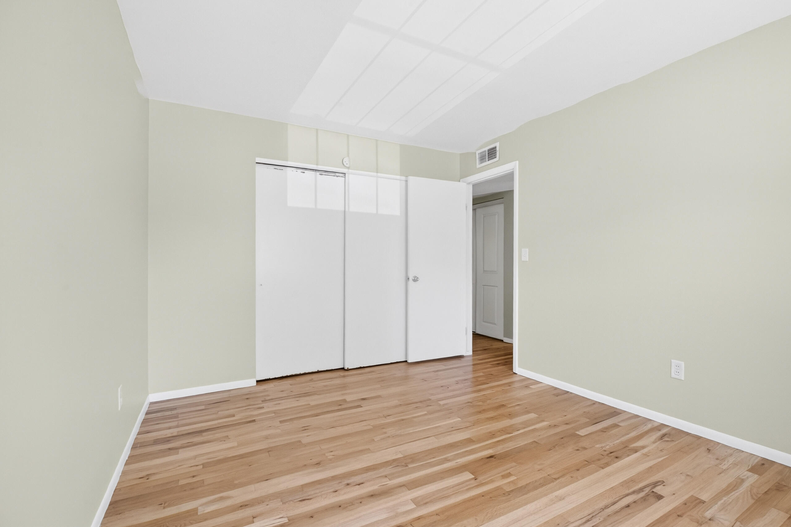 726 Garland Circle Kalamazoo MI 49008