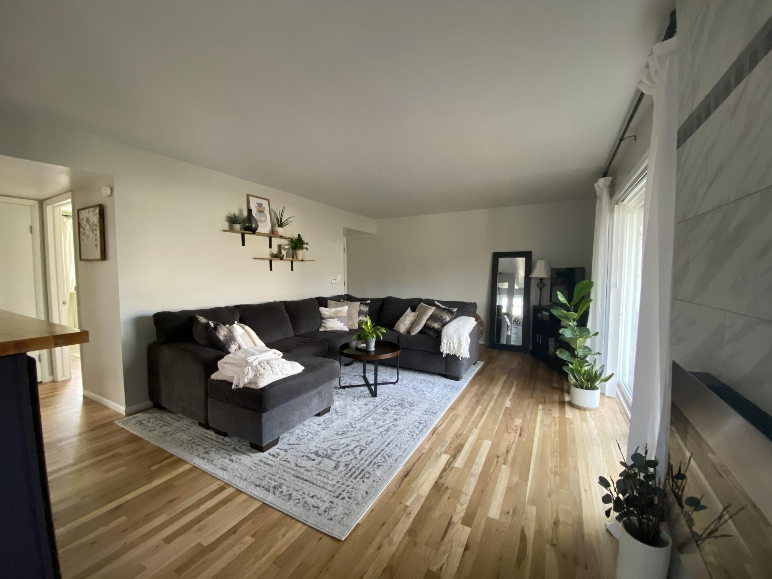 726 Garland Circle Kalamazoo MI 49008