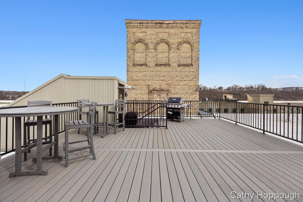 940 Monroe Avenue NW Grand Rapids MI 49503
