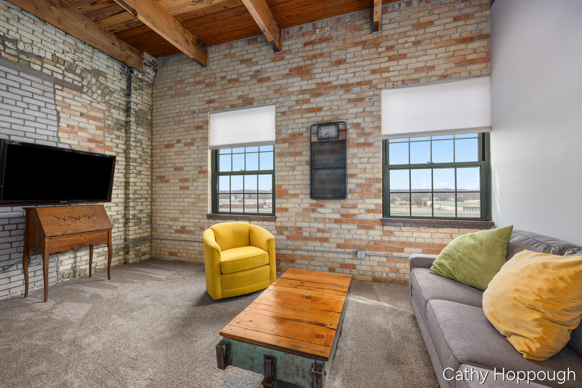 940 Monroe Avenue NW Grand Rapids MI 49503