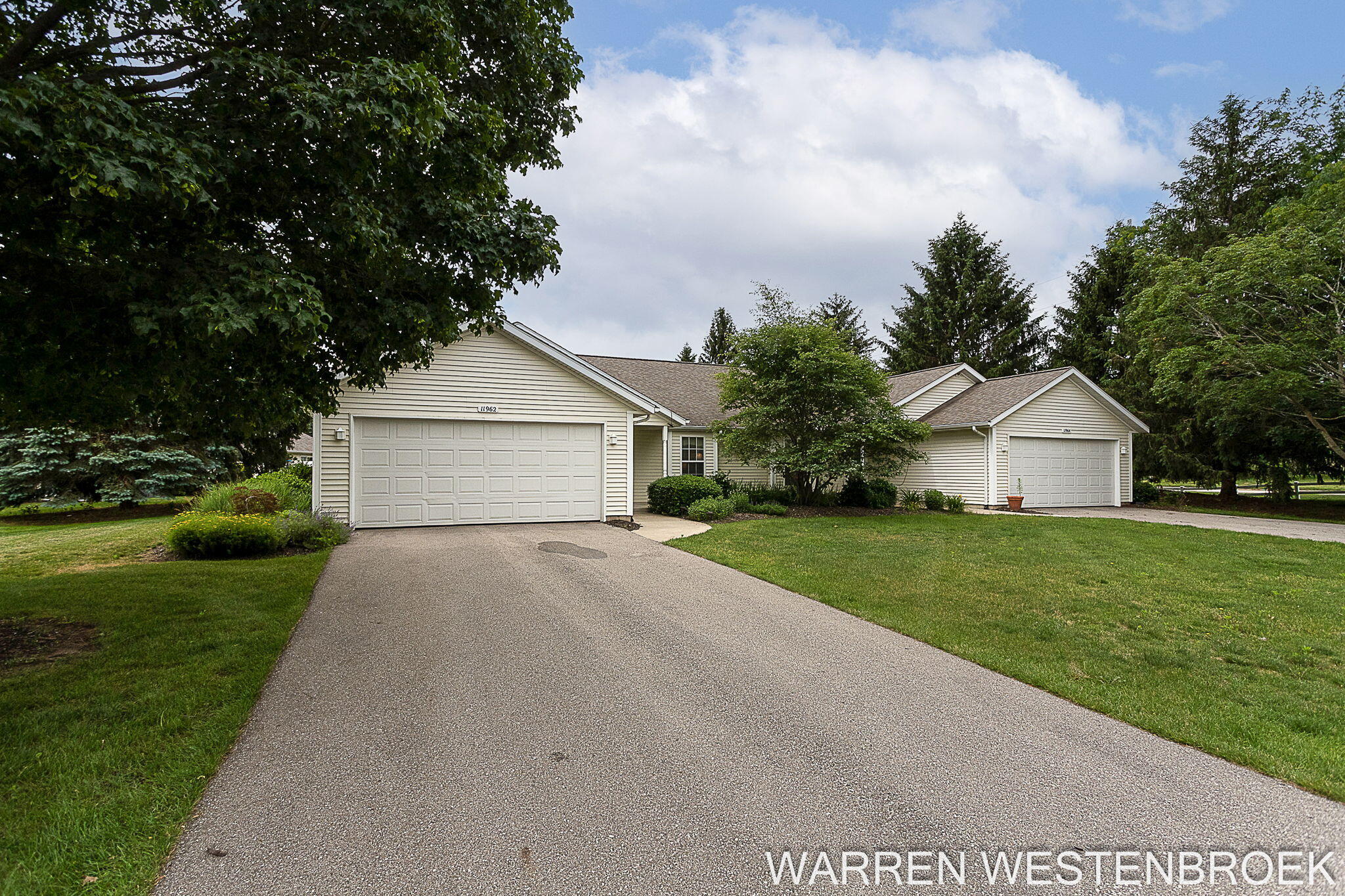 11962 Willow Wood Lane S Holland MI 49424