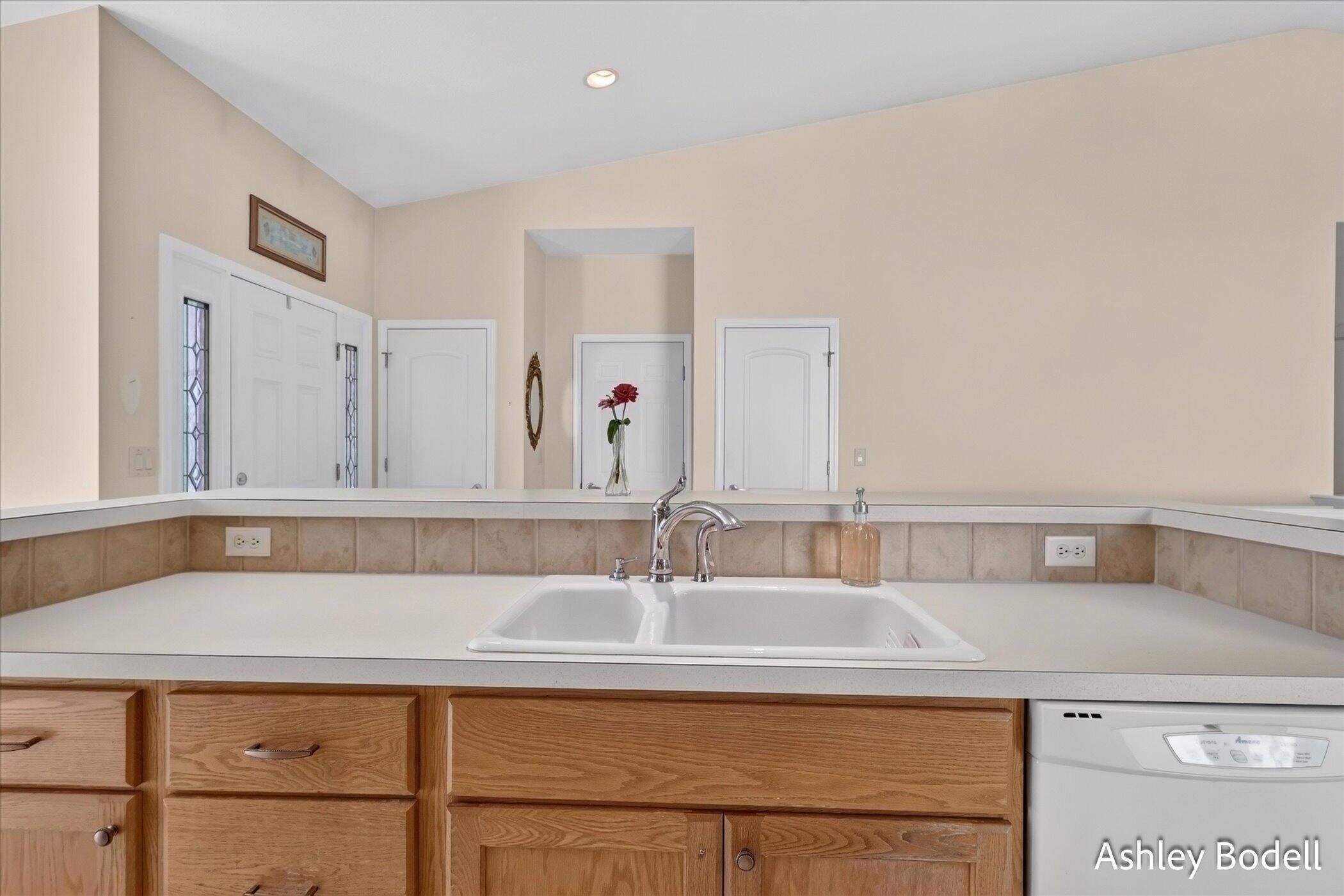 4349 Willow Lane Drive NE Grand Rapids MI 49525