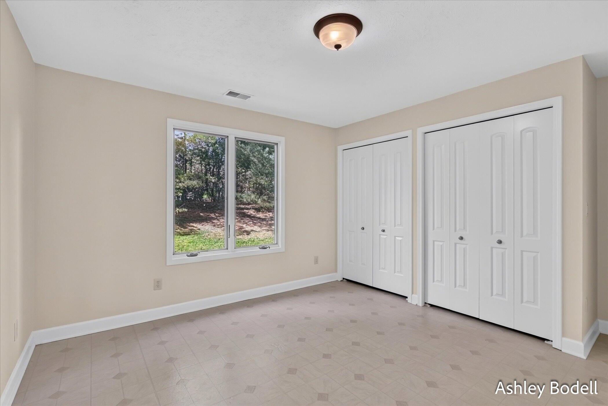 4349 Willow Lane Drive NE Grand Rapids MI 49525