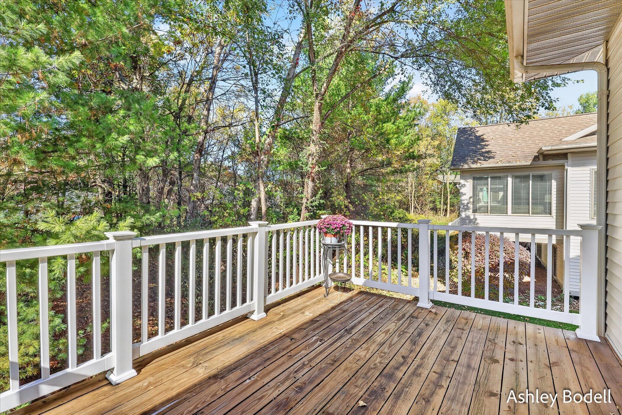 4349 Willow Lane Drive NE Grand Rapids MI 49525