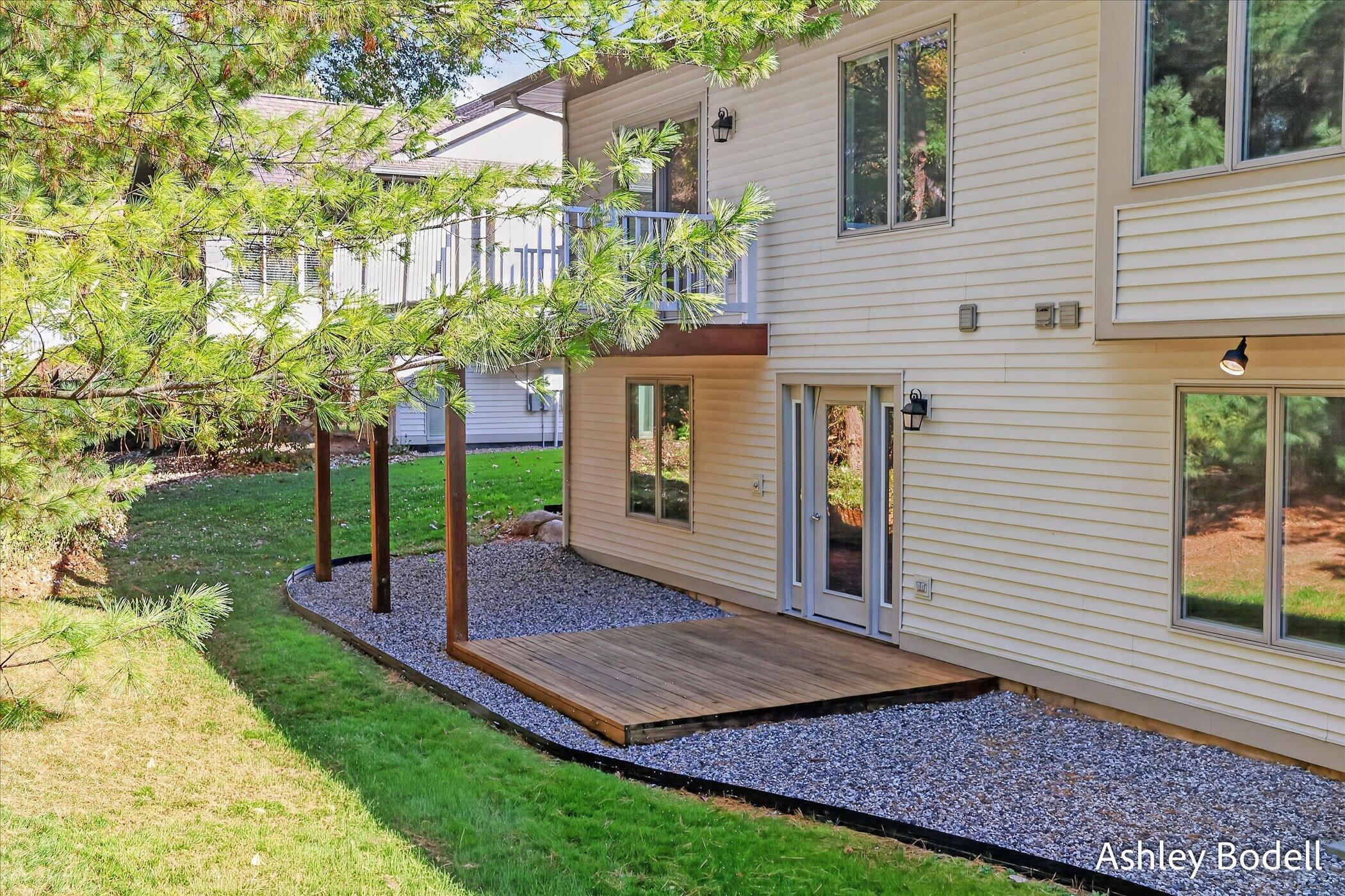 4349 Willow Lane Drive NE Grand Rapids MI 49525