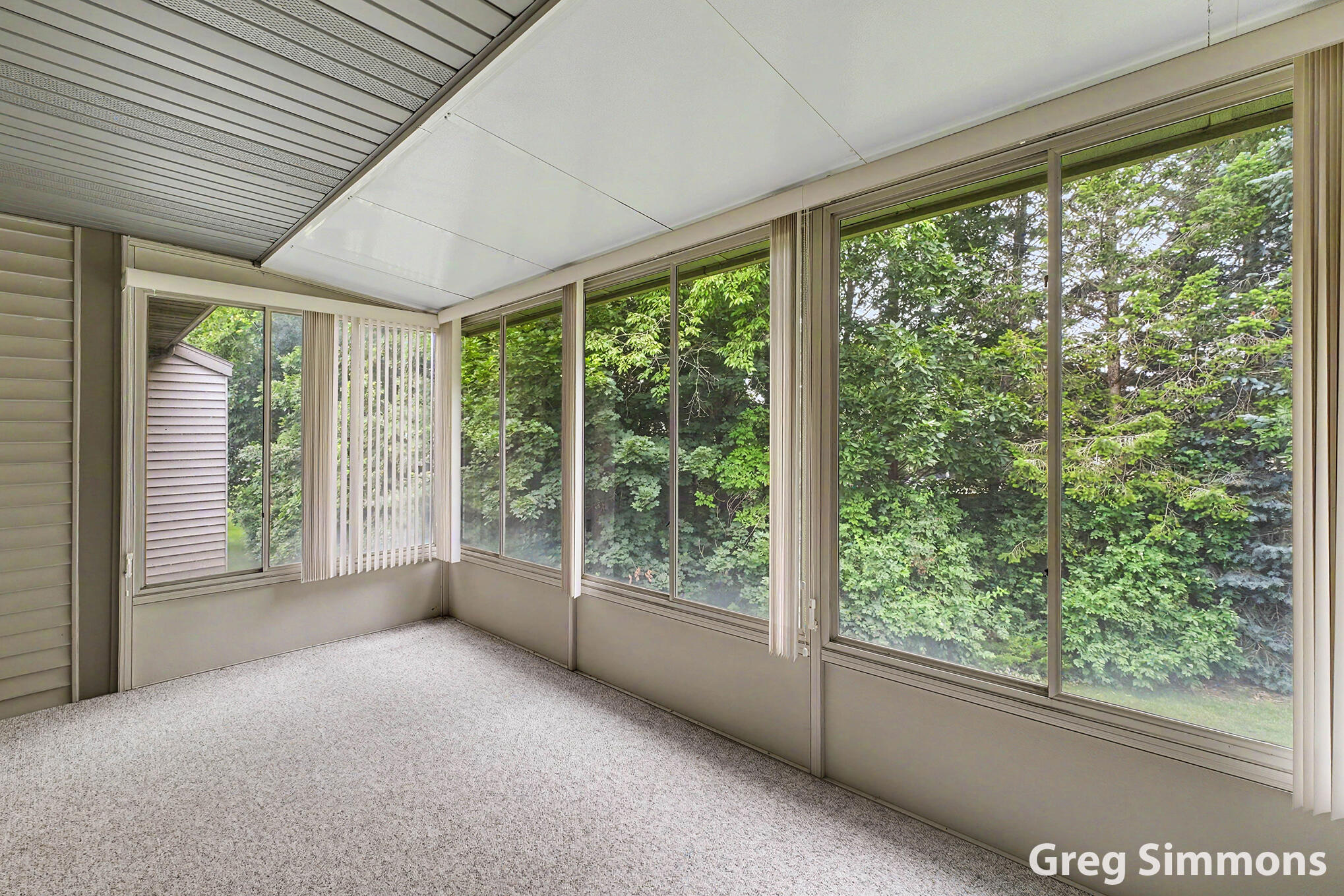 2579 Falcon Pointe Drive NW Grand Rapids MI 49534