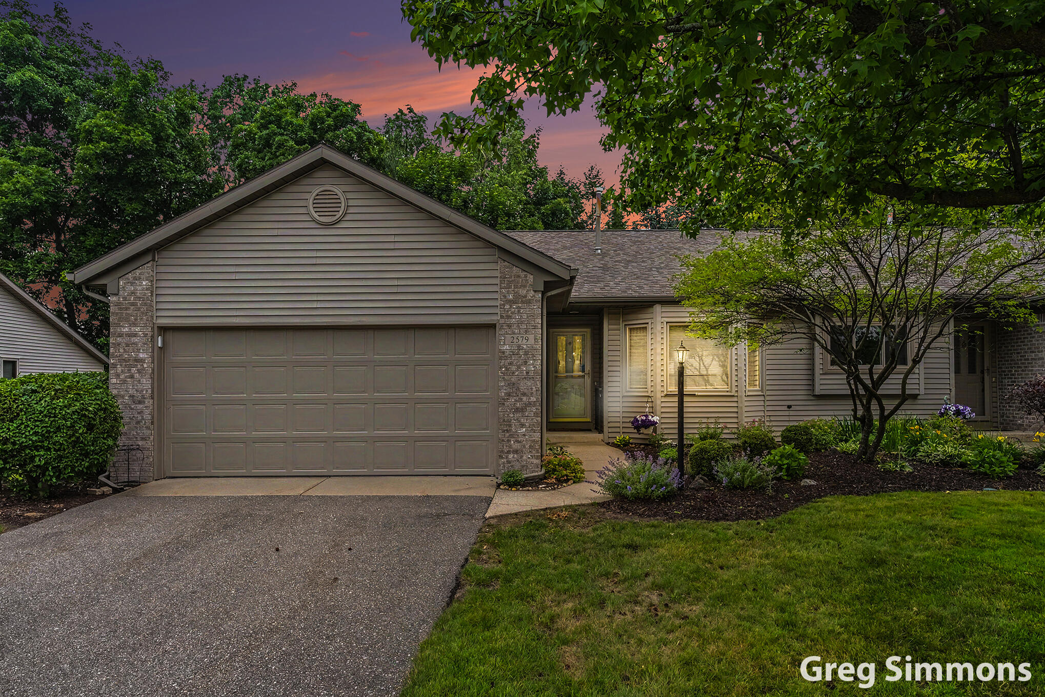 2579 Falcon Pointe Drive NW Grand Rapids MI 49534