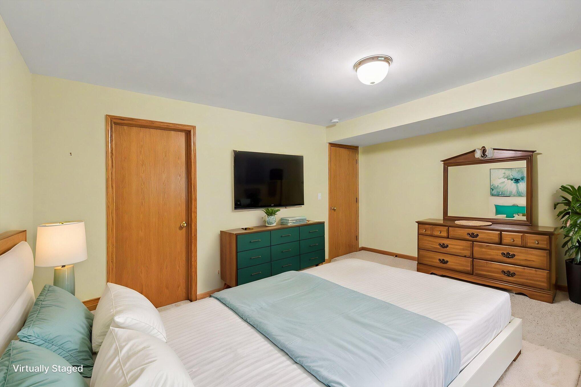 2579 Falcon Pointe Drive NW Grand Rapids MI 49534