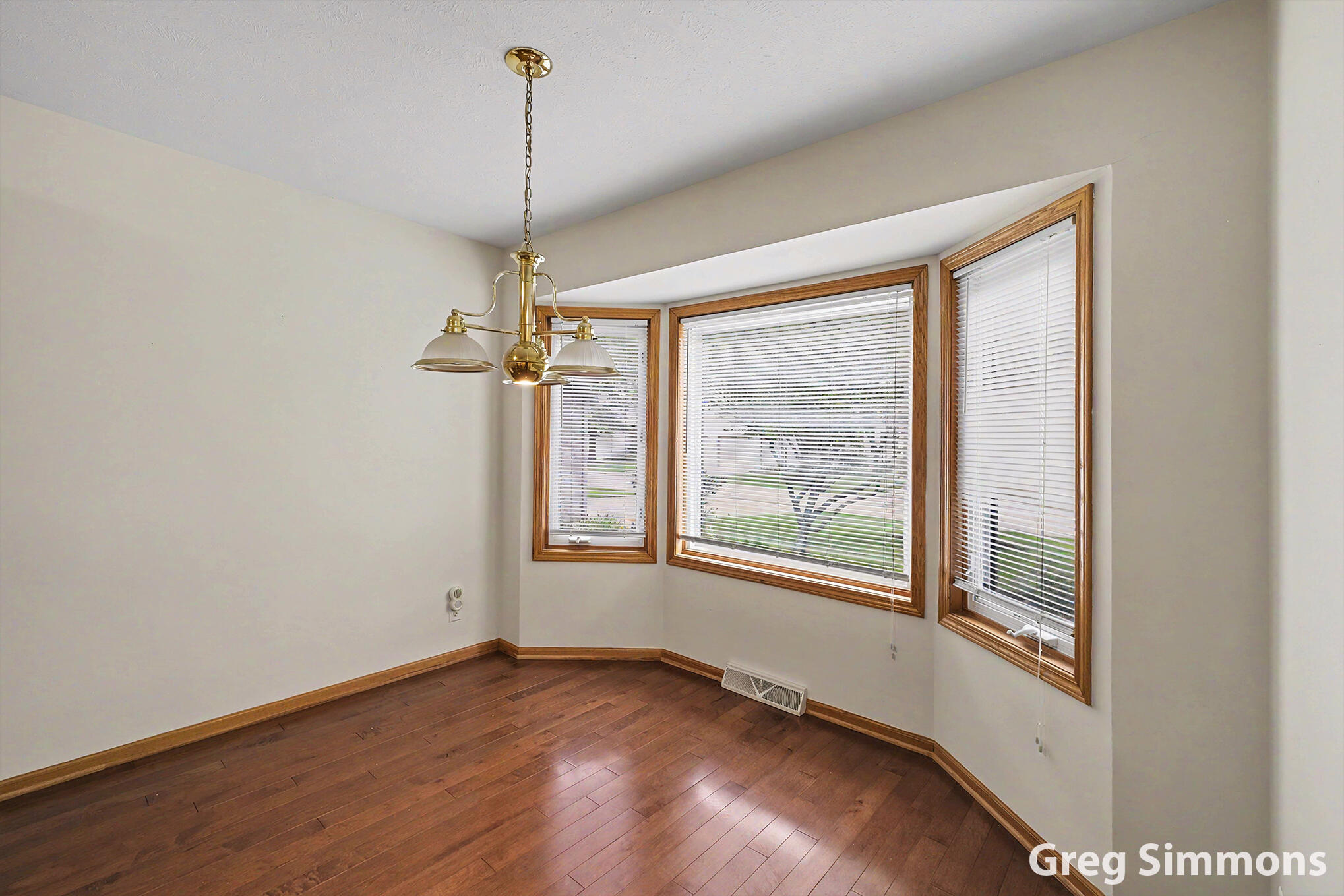 2579 Falcon Pointe Drive NW Grand Rapids MI 49534