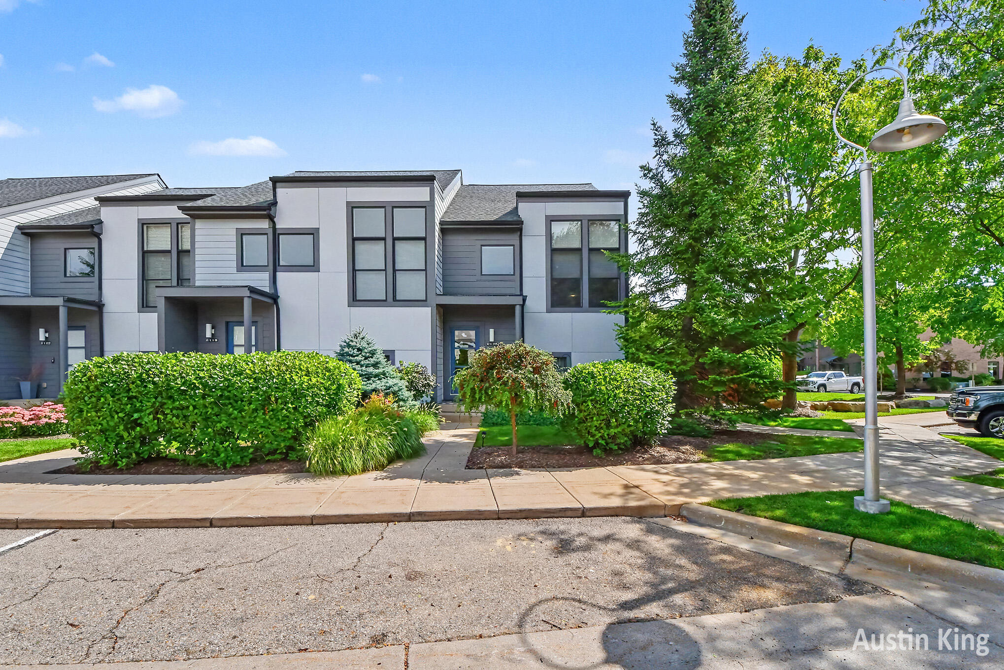 2114 New Town Drive NE Grand Rapids MI 49525
