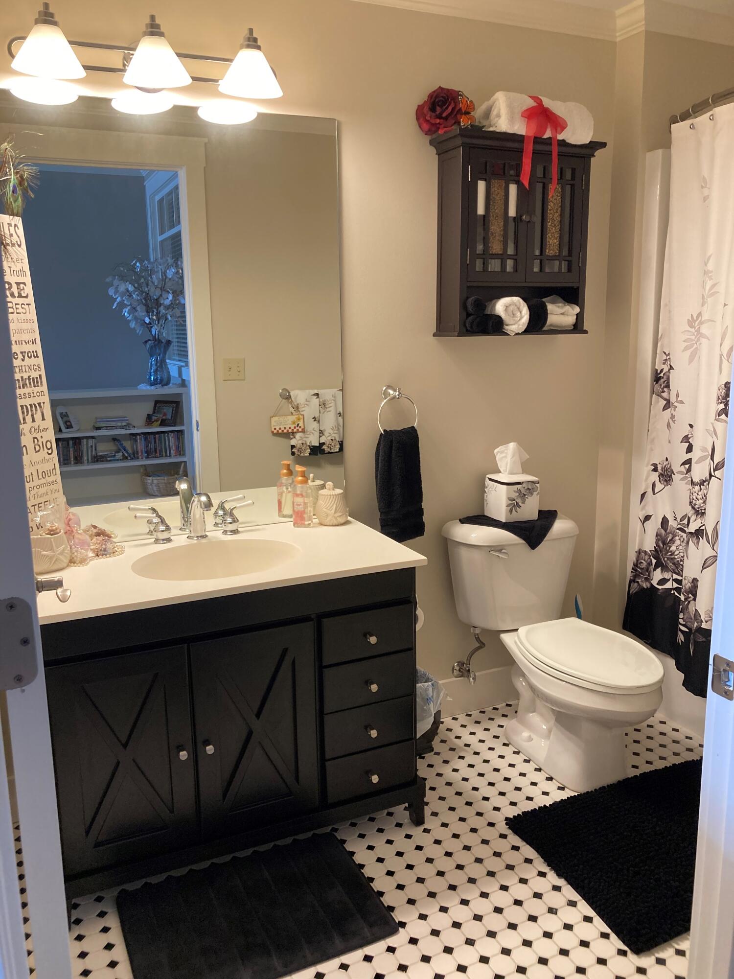 105 W Danaher Street Ludington MI 49431