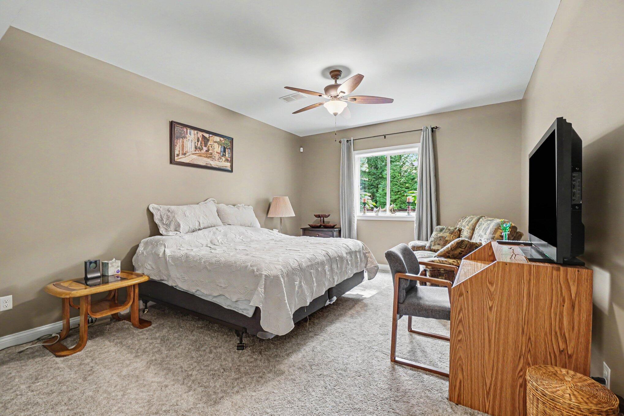 5533 S Red Pine Circle Kalamazoo MI 49009