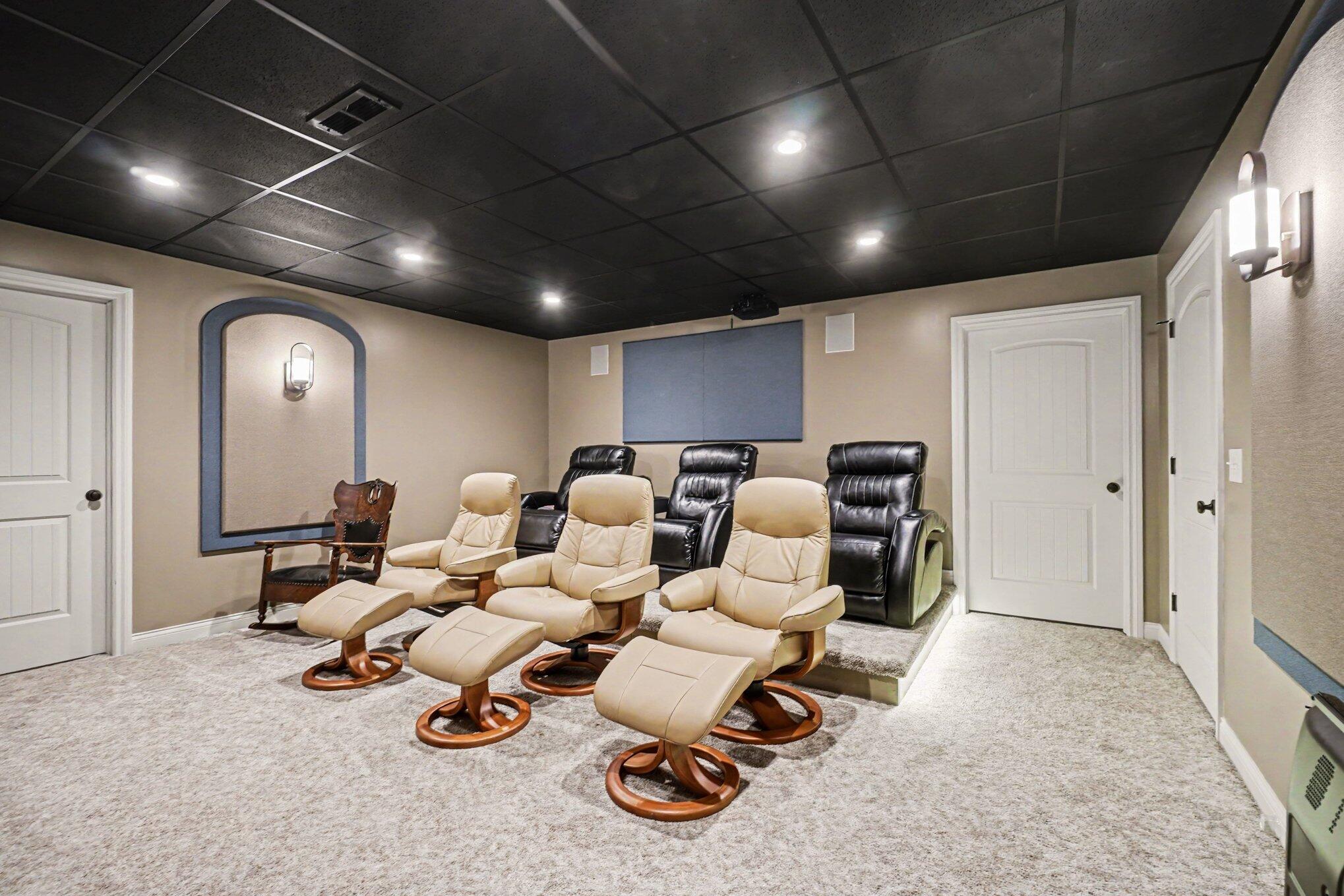 5533 S Red Pine Circle Kalamazoo MI 49009