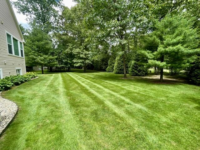 5533 S Red Pine Circle Kalamazoo MI 49009