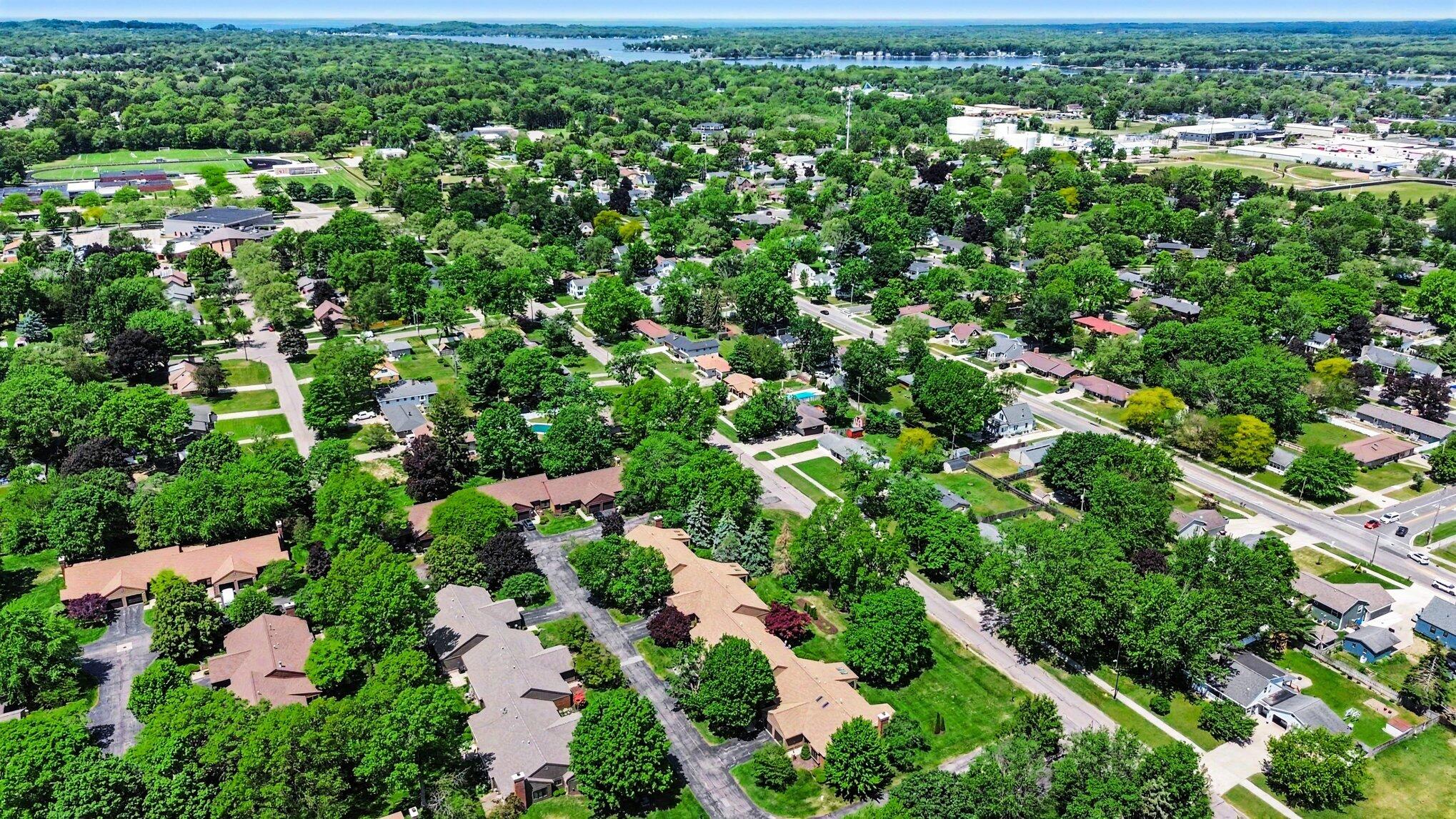 293 Chatham Avenue Holland MI 49423