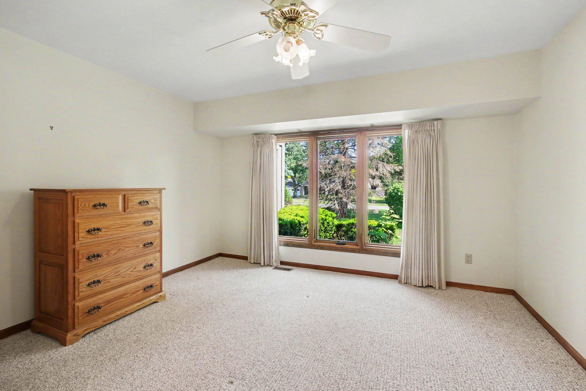 293 Chatham Avenue Holland MI 49423
