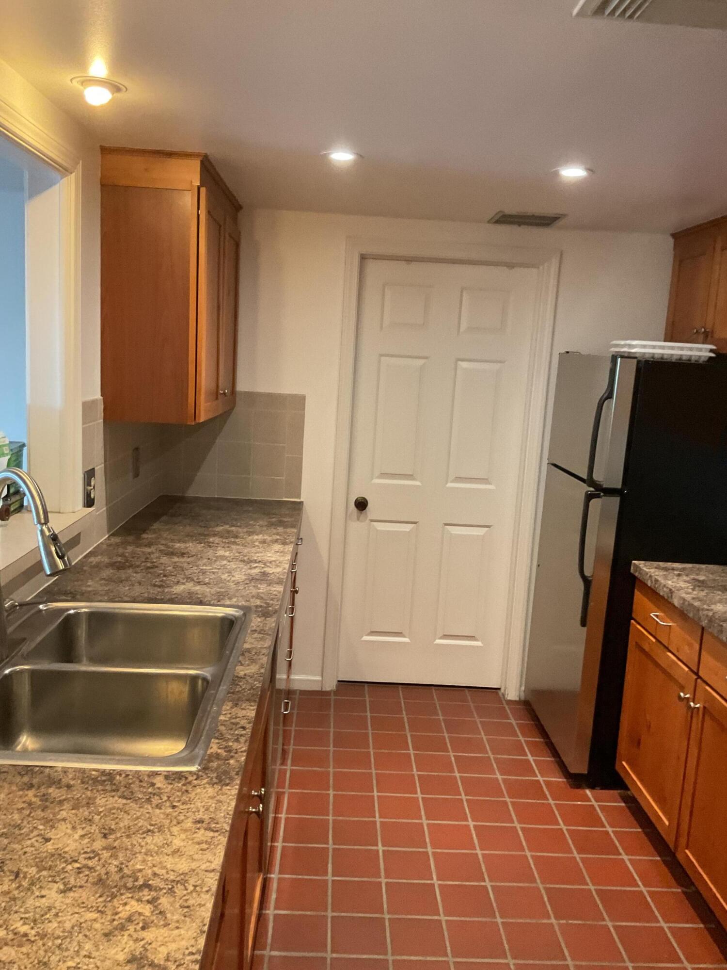 3181 Charlevoix Drive SE Grand Rapids MI 49546