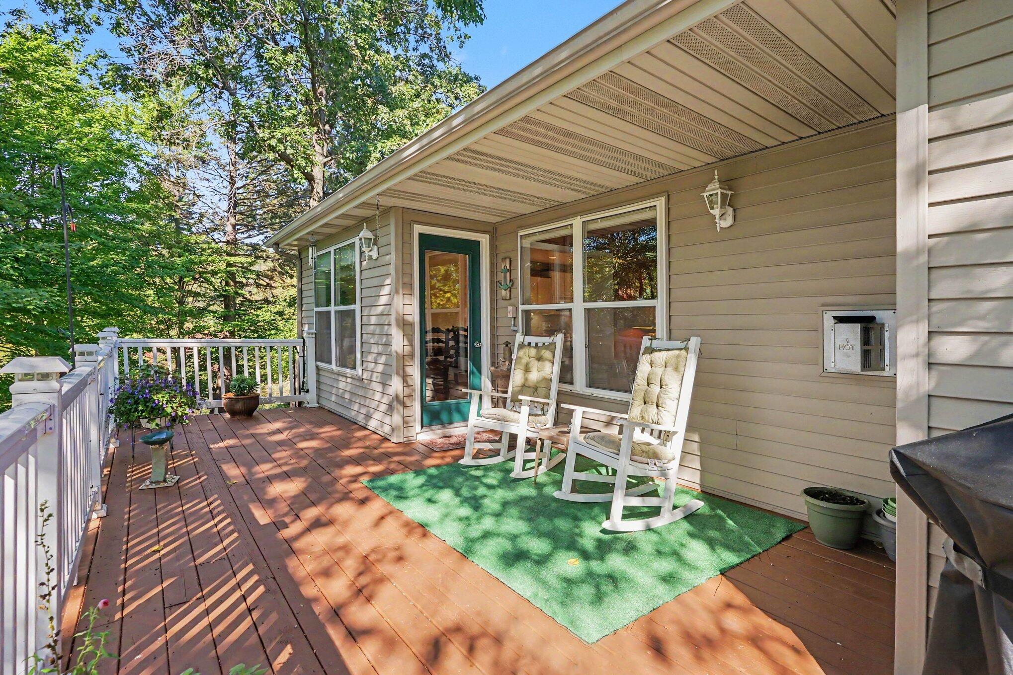 1538 Beechtree Cmns Grand Haven MI 49417