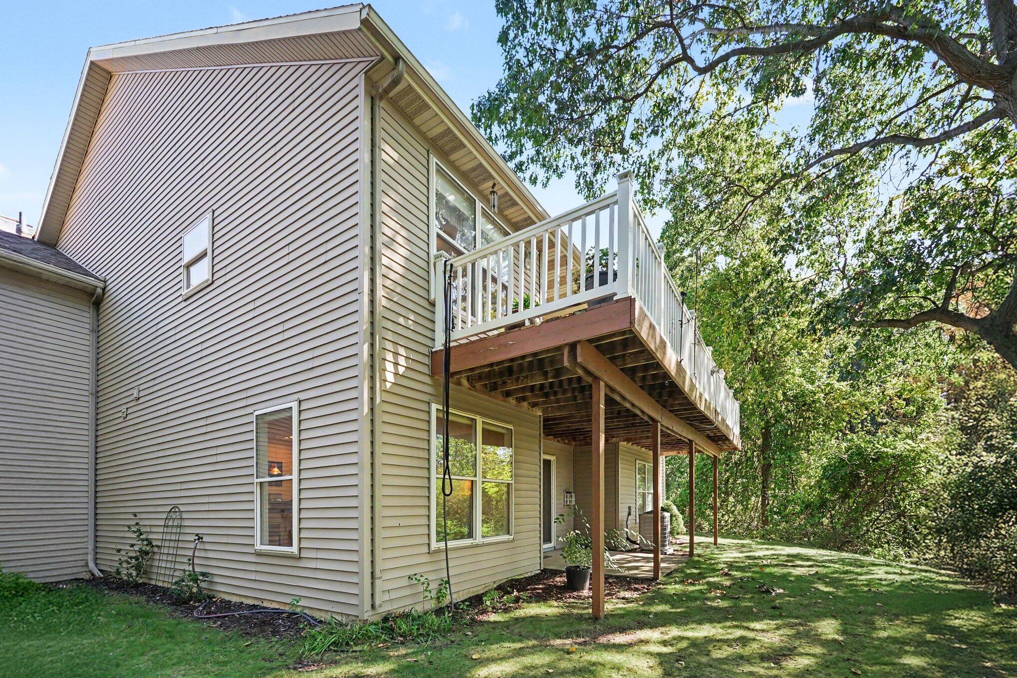 1538 Beechtree Cmns Grand Haven MI 49417