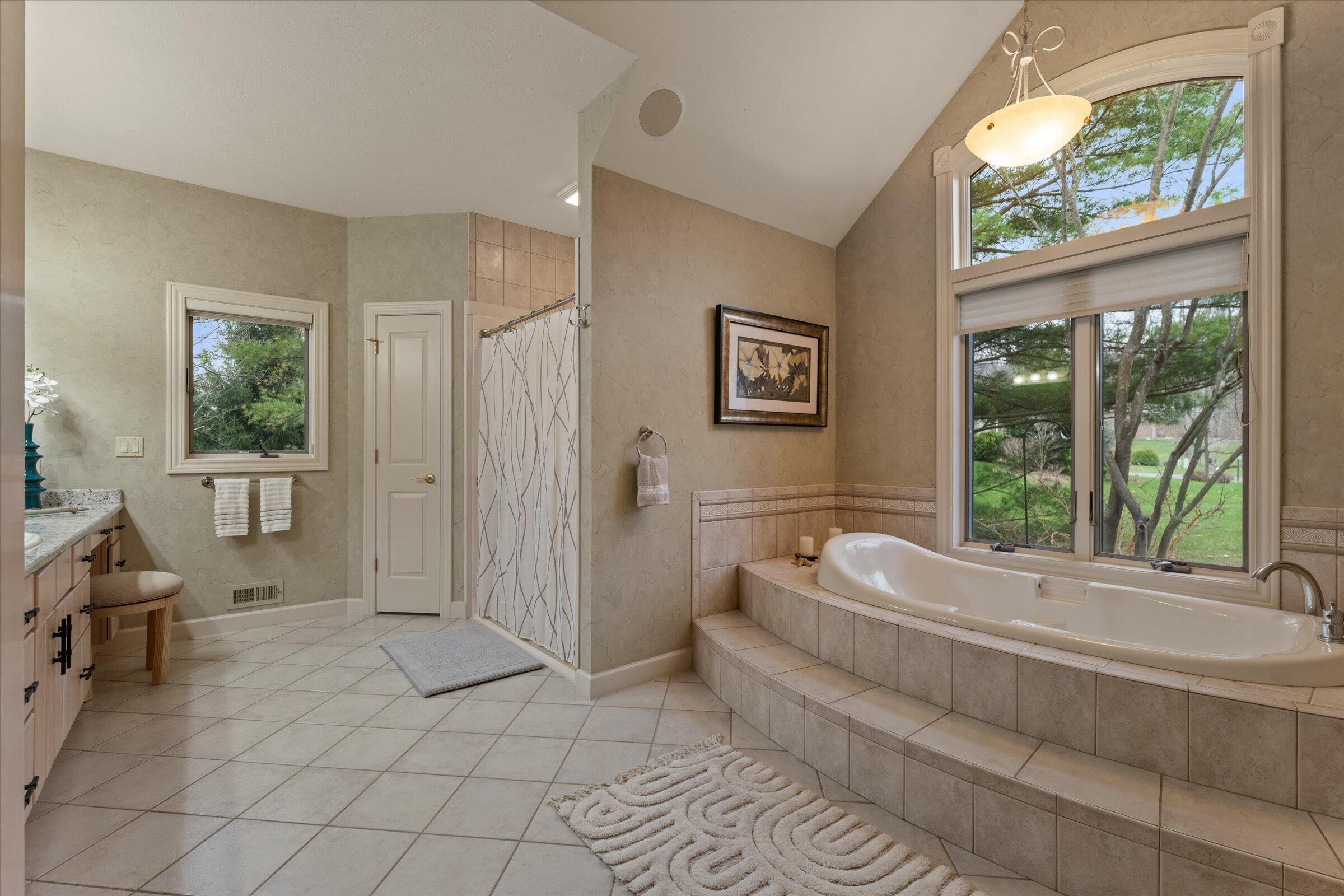 33084 Lake Forest Court Niles MI 49120