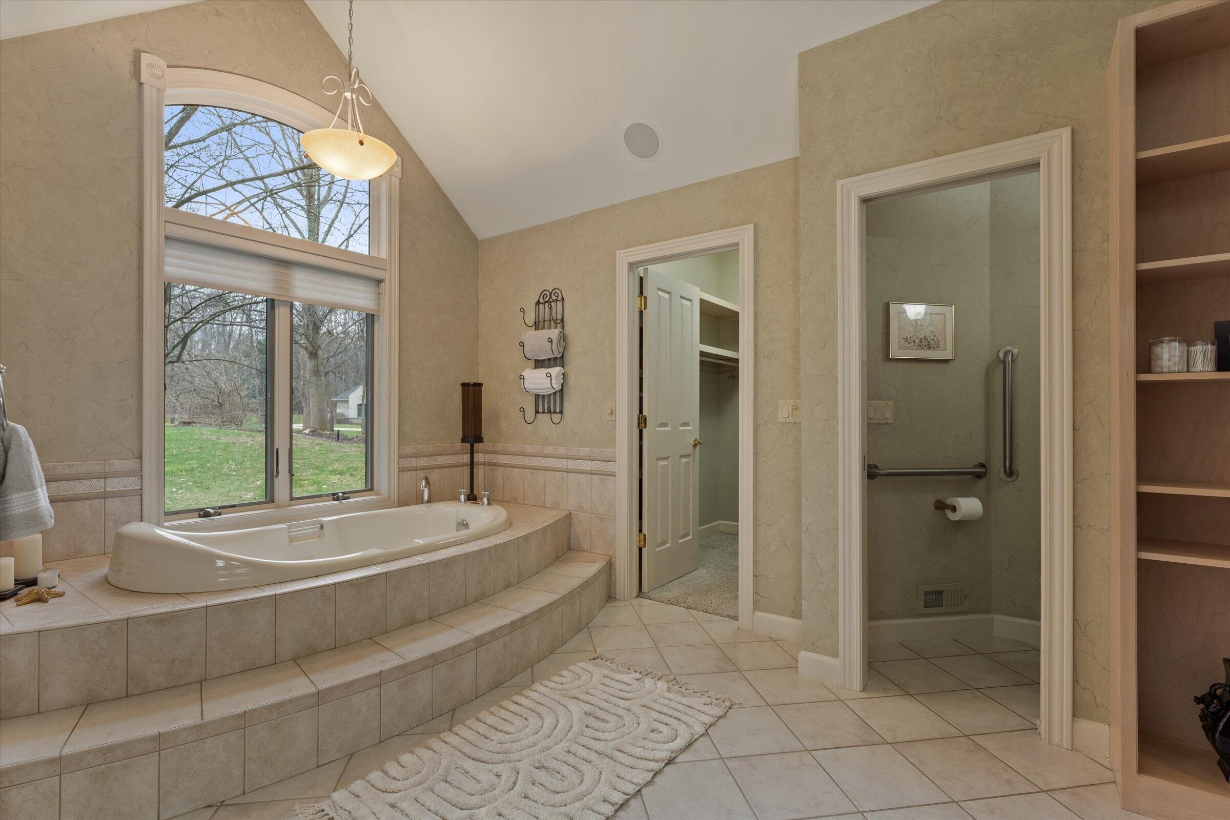 33084 Lake Forest Court Niles MI 49120