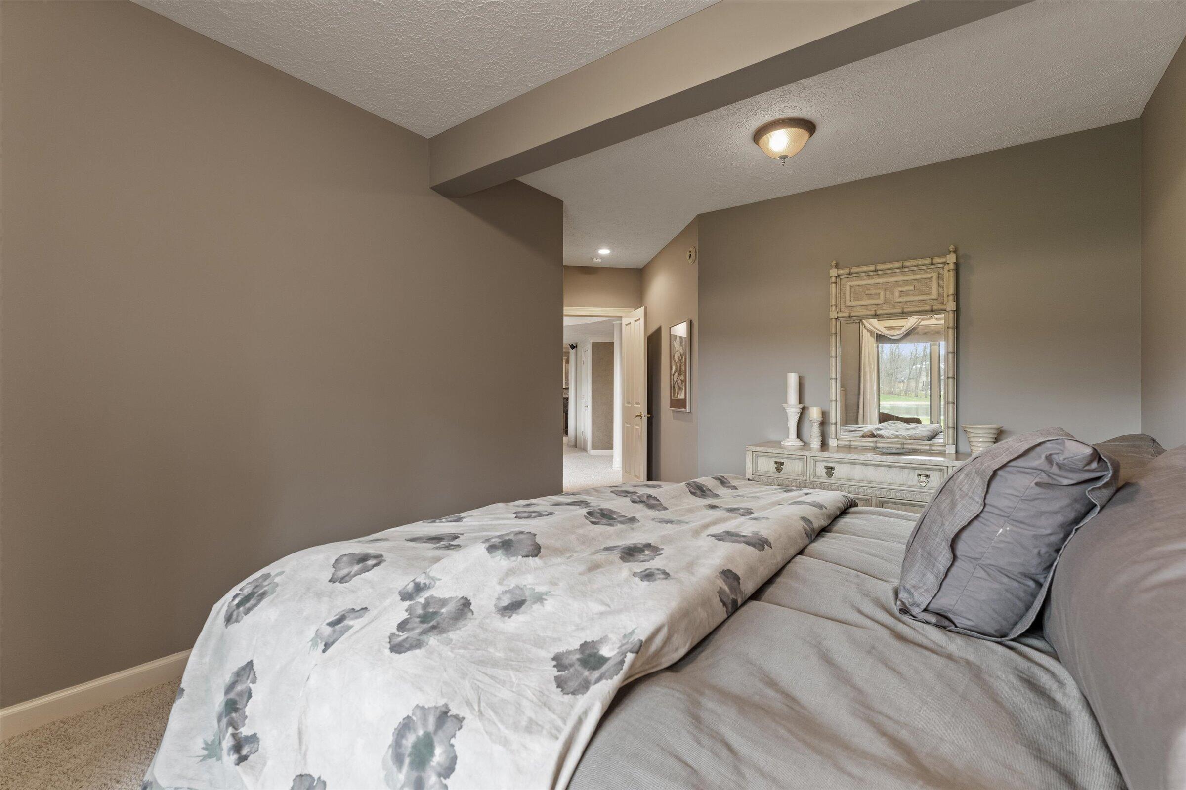 33084 Lake Forest Court Niles MI 49120