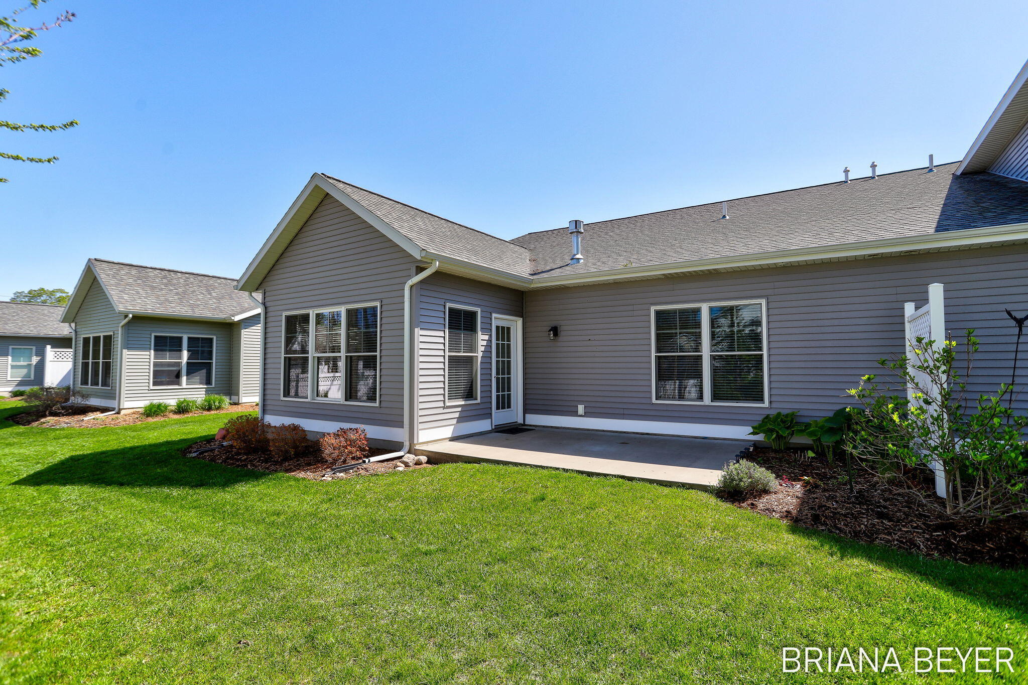 1012 Maplewood Court Holland MI 49423