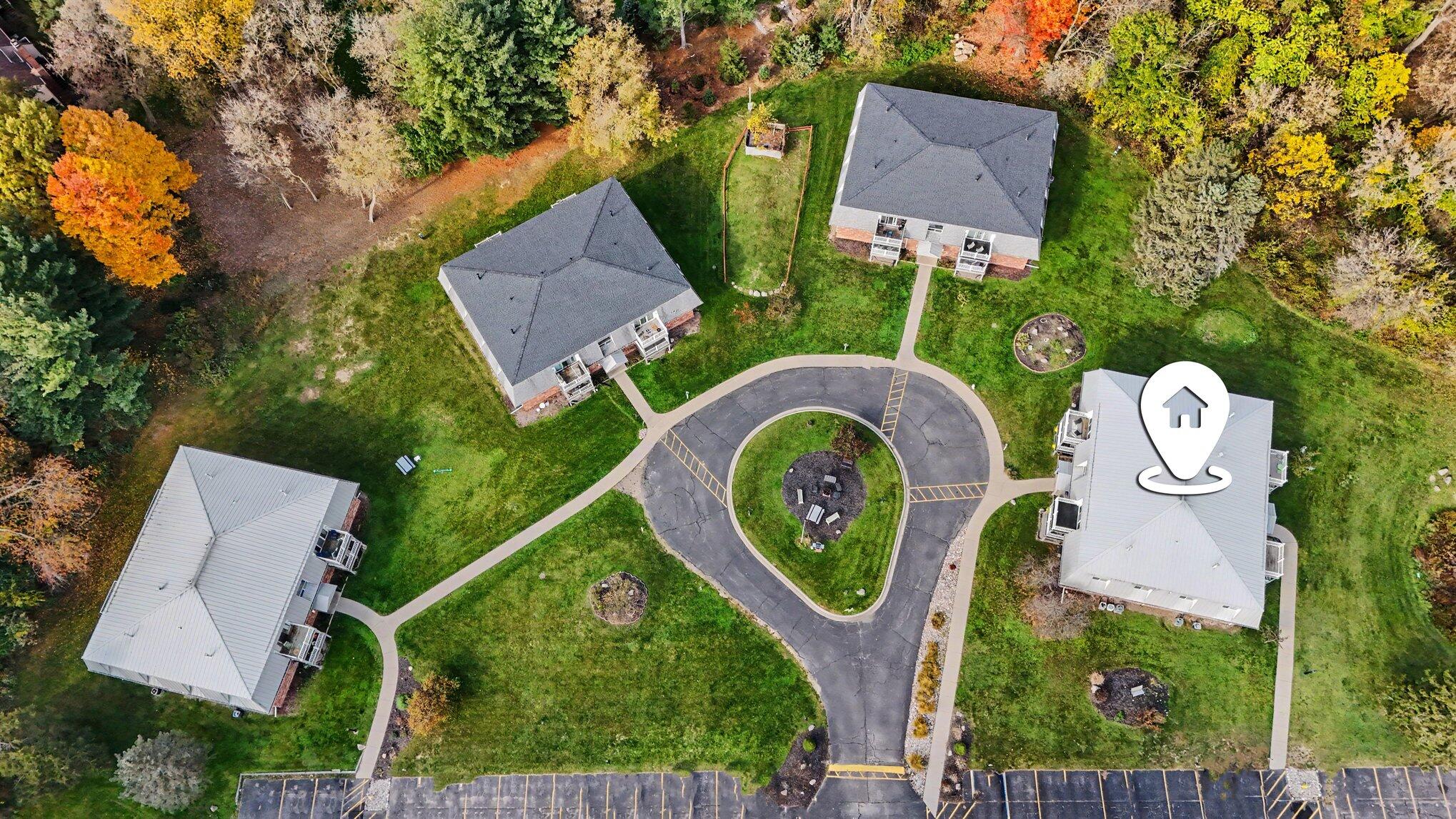 6710 Cascade Road SE Grand Rapids MI 49546