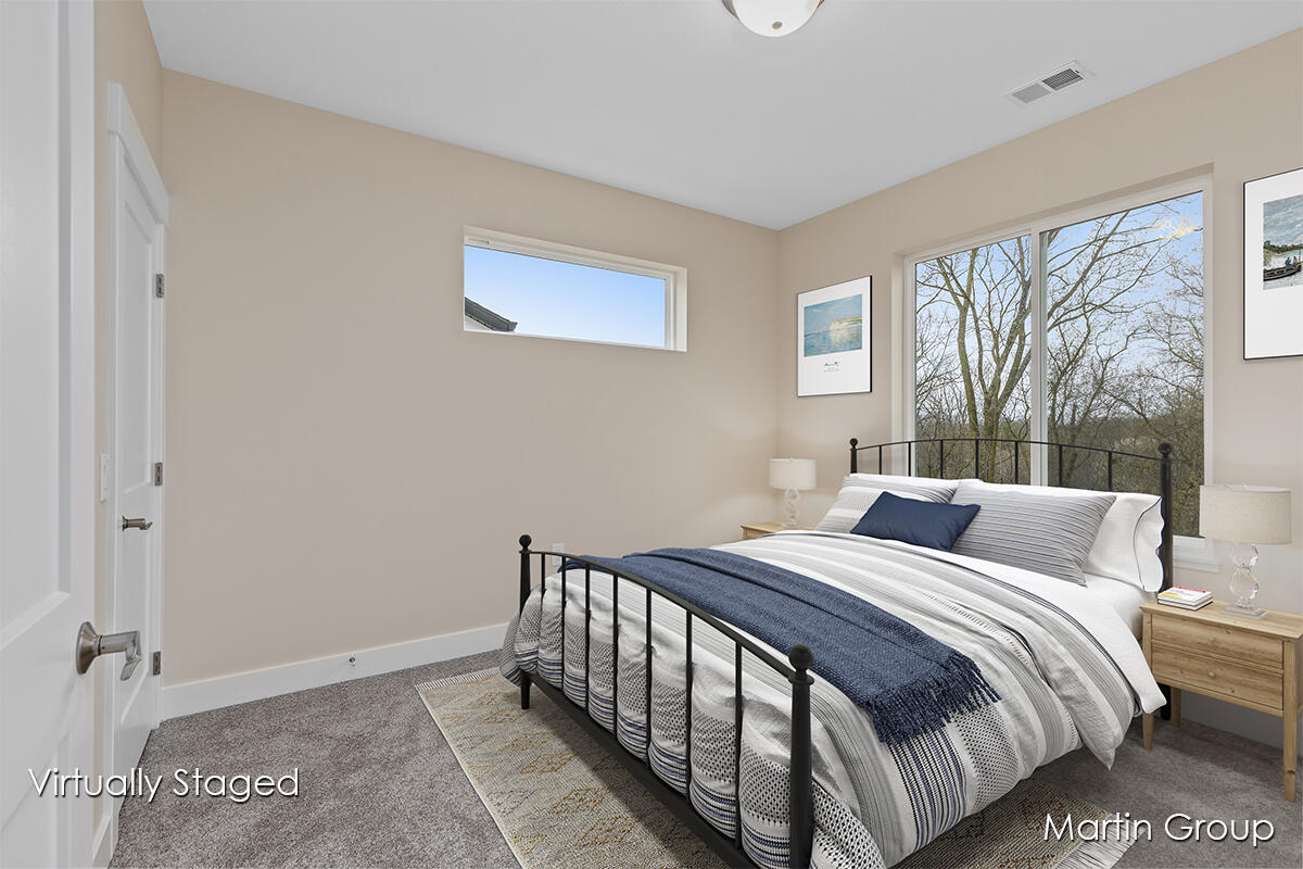 2213 Watertown Way NE Grand Rapids MI 49505
