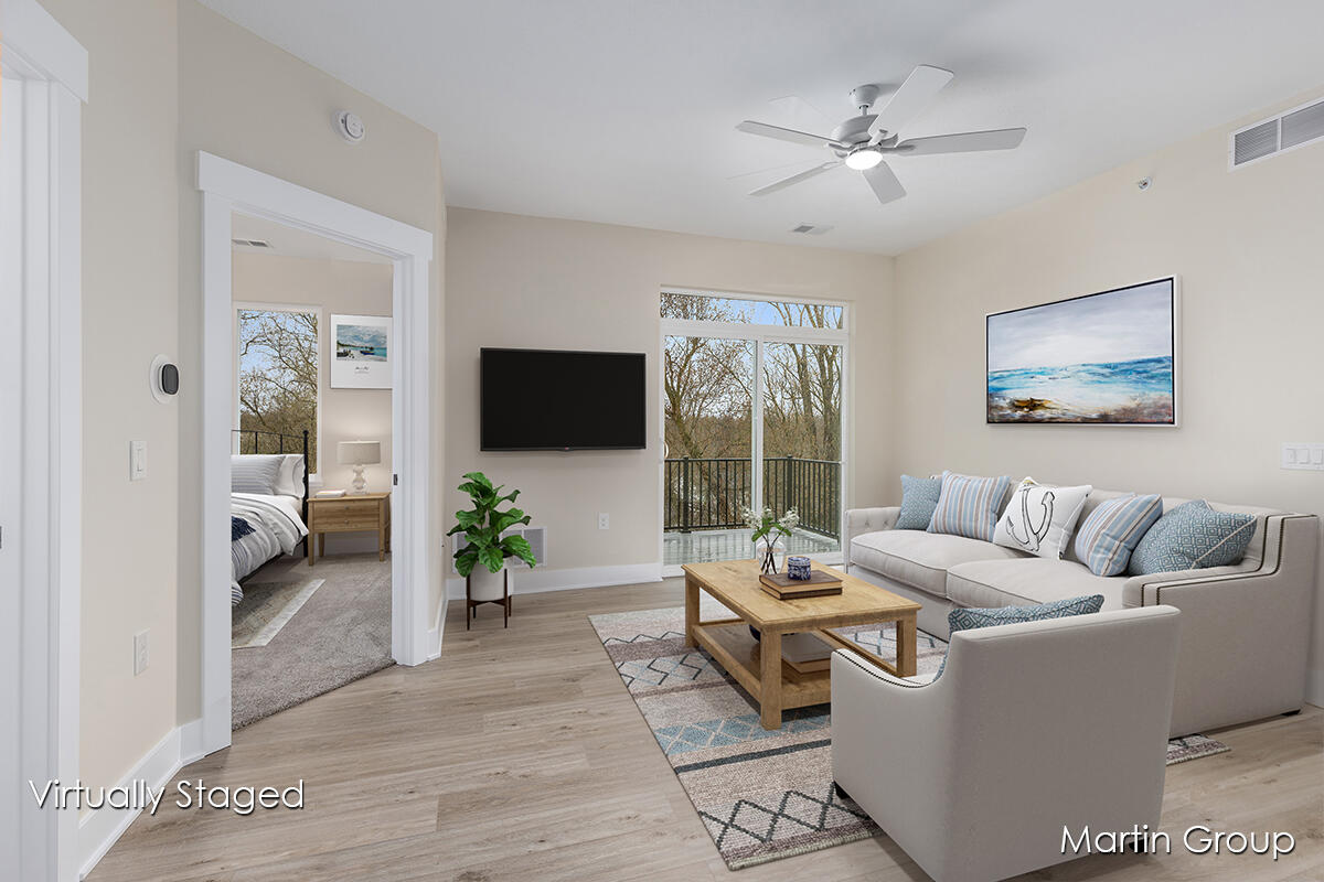 2213 Watertown Way NE Grand Rapids MI 49505