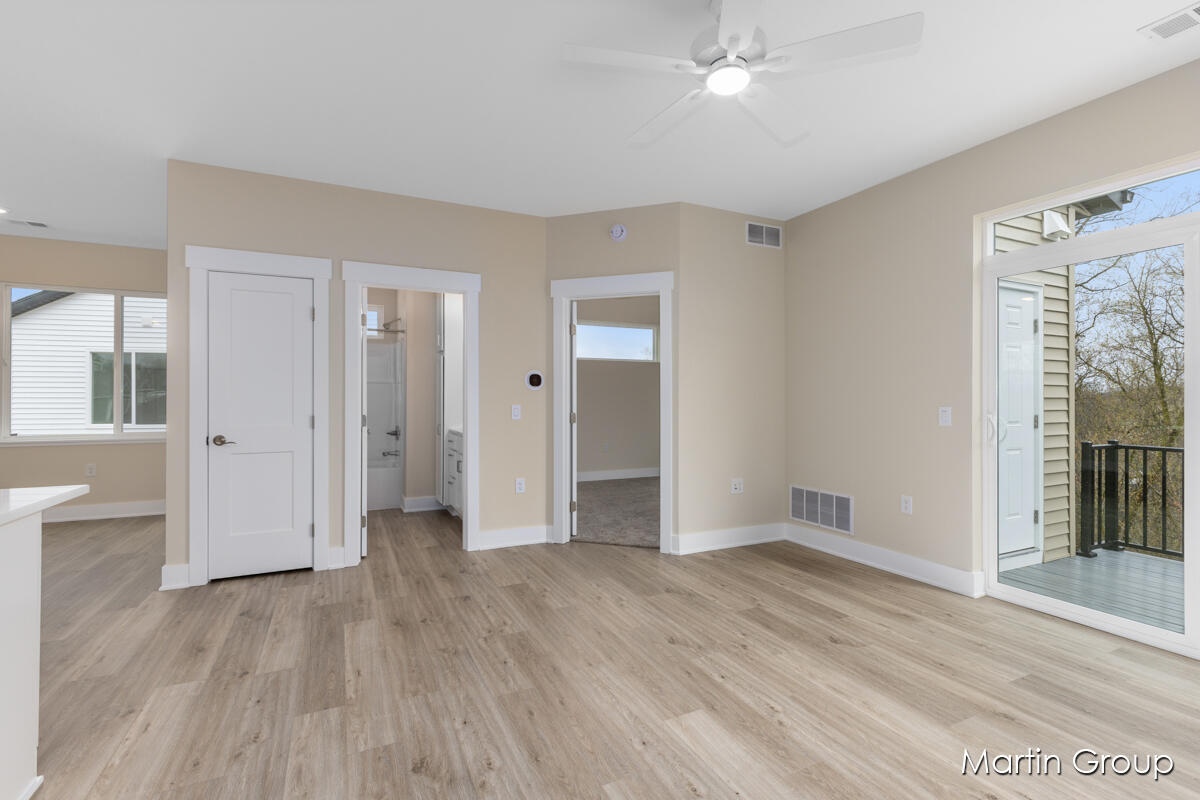2213 Watertown Way NE Grand Rapids MI 49505
