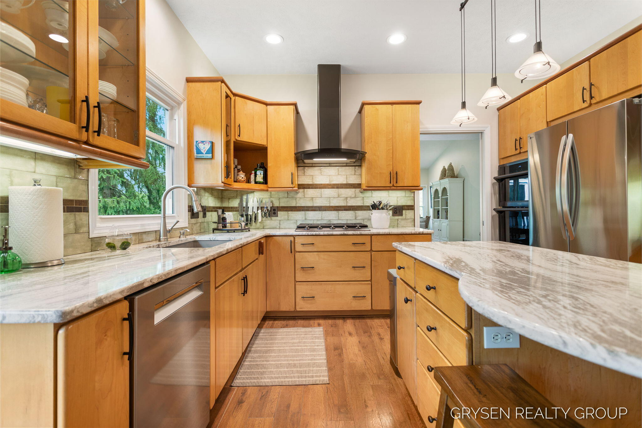 2137 Lamberton Creek Lane NE Grand Rapids MI 49505