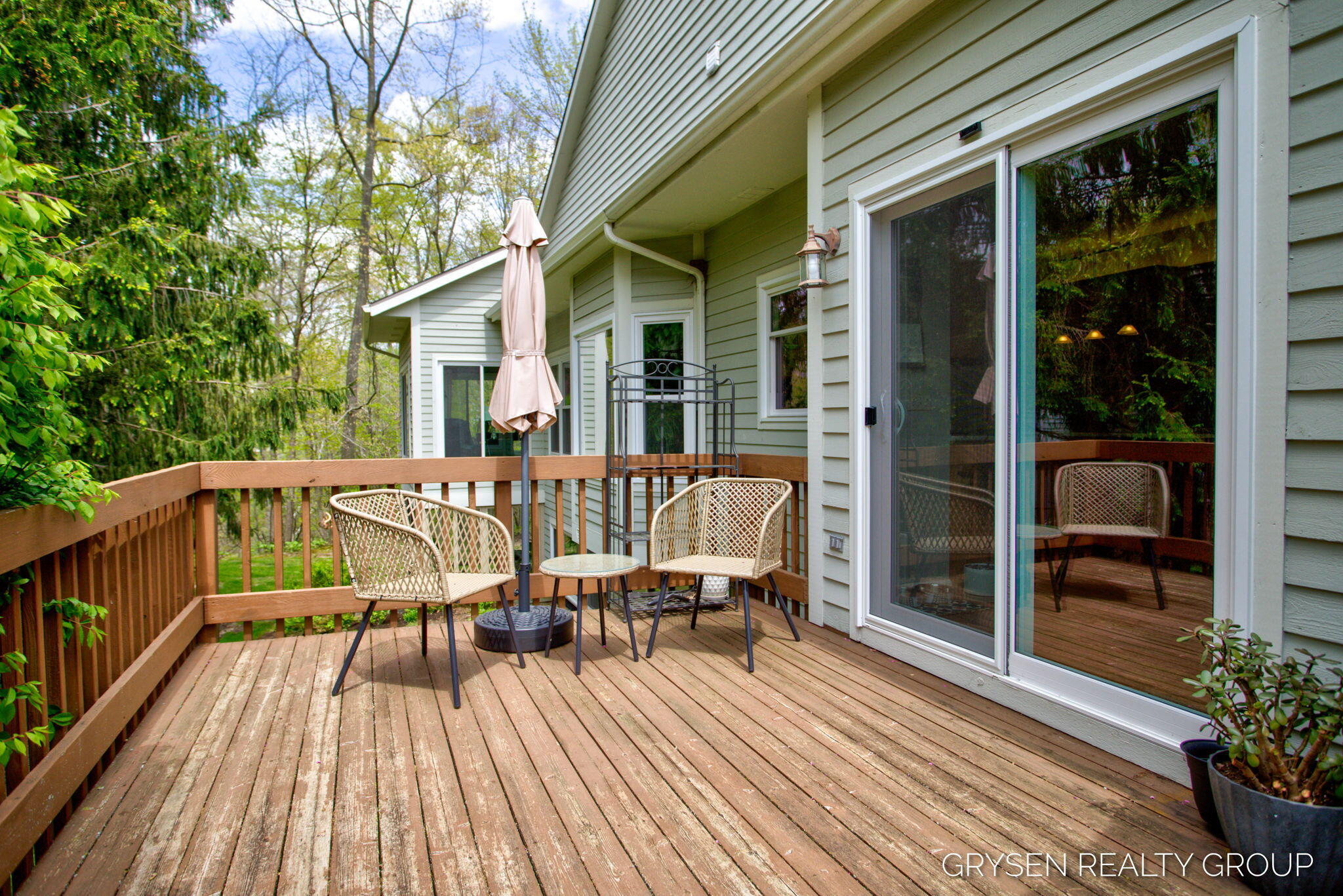 2137 Lamberton Creek Lane NE Grand Rapids MI 49505