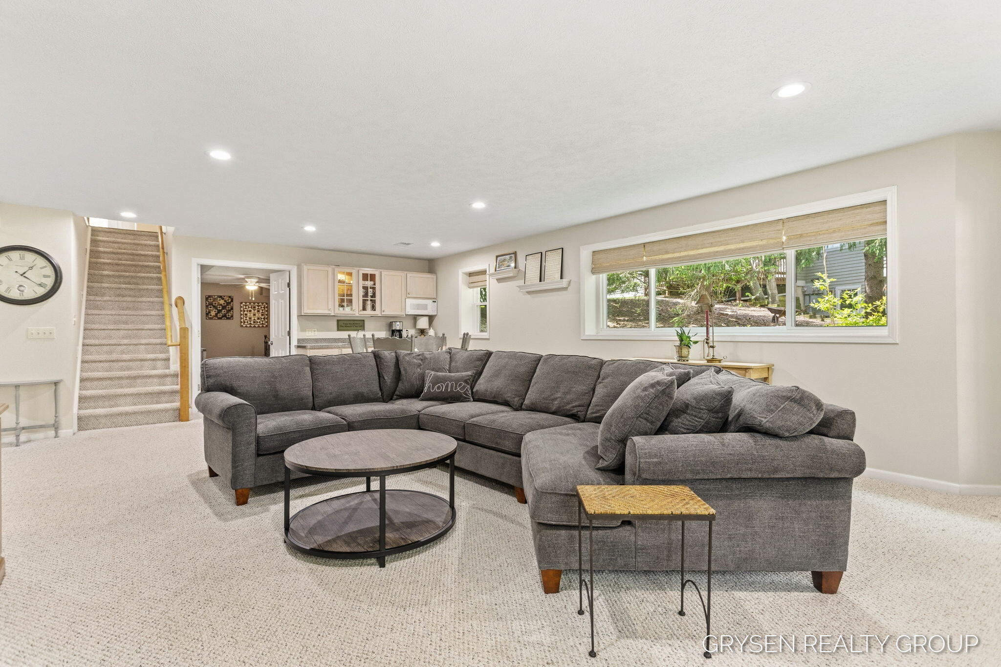 2137 Lamberton Creek Lane NE Grand Rapids MI 49505
