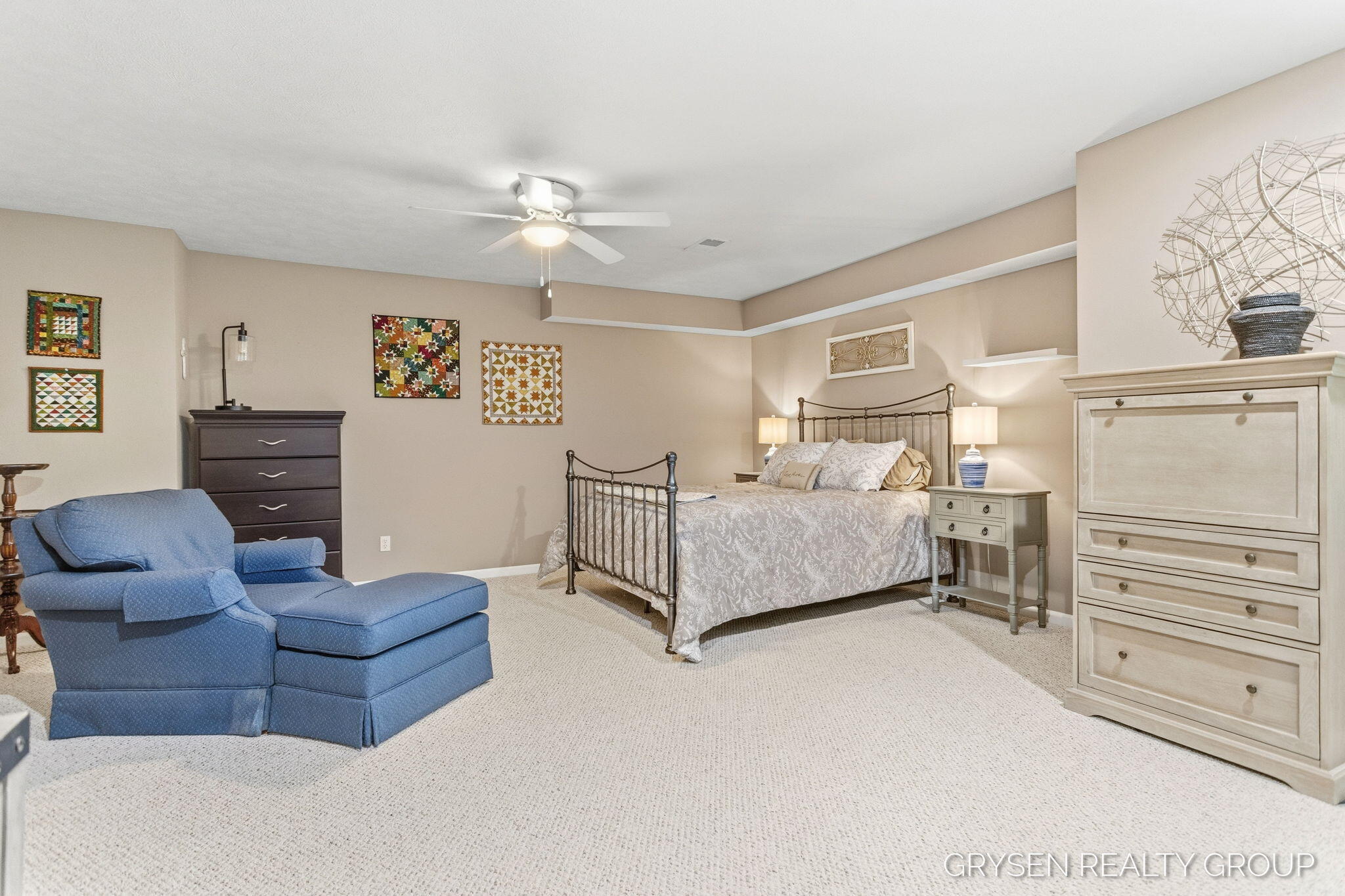 2137 Lamberton Creek Lane NE Grand Rapids MI 49505