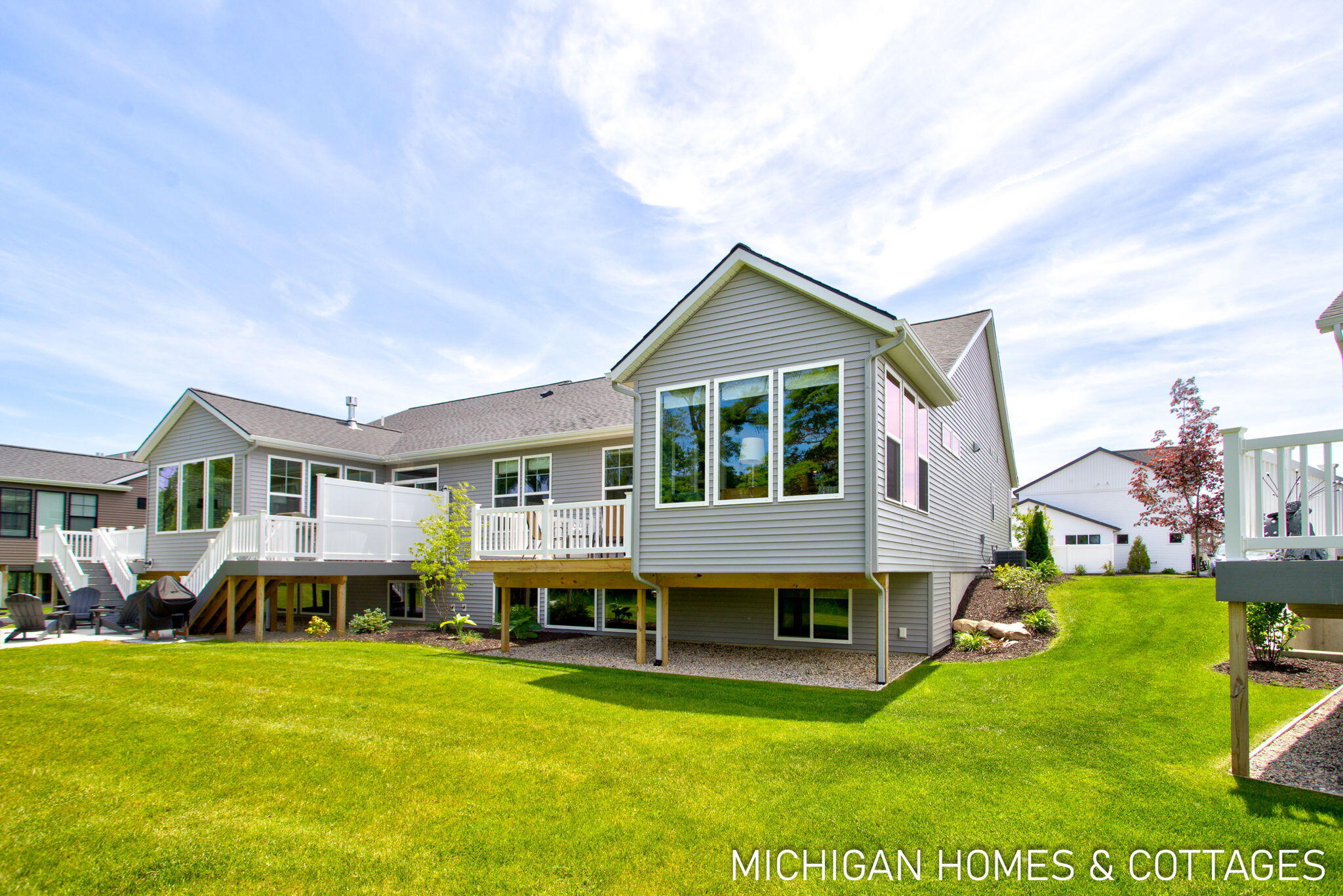 14193 Phoenix Place Holland MI 49424