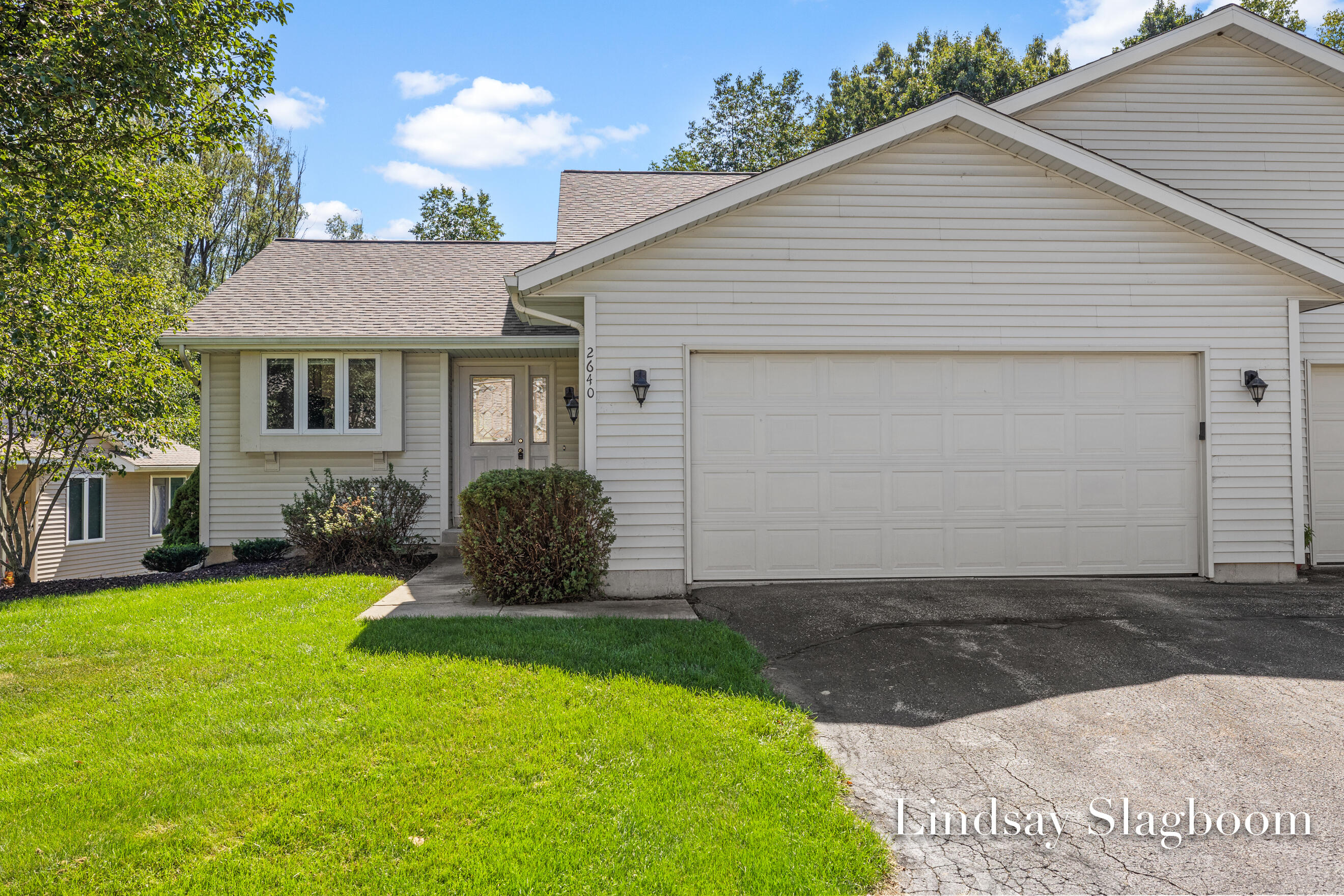 2640 Rolling Ridge Lane NW Grand Rapids MI 49534