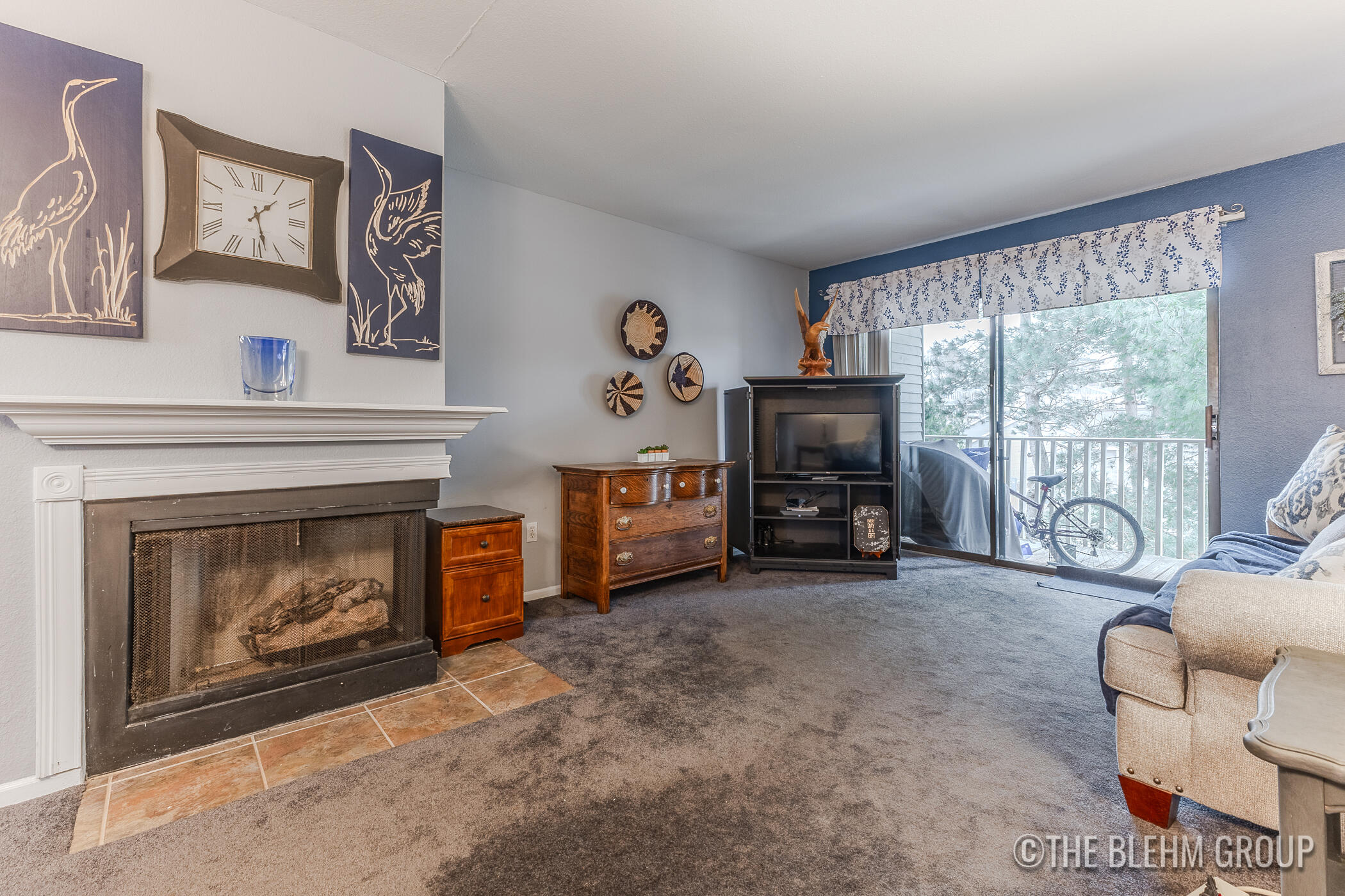 3288 Devonwood Hills NE Grand Rapids MI 49525
