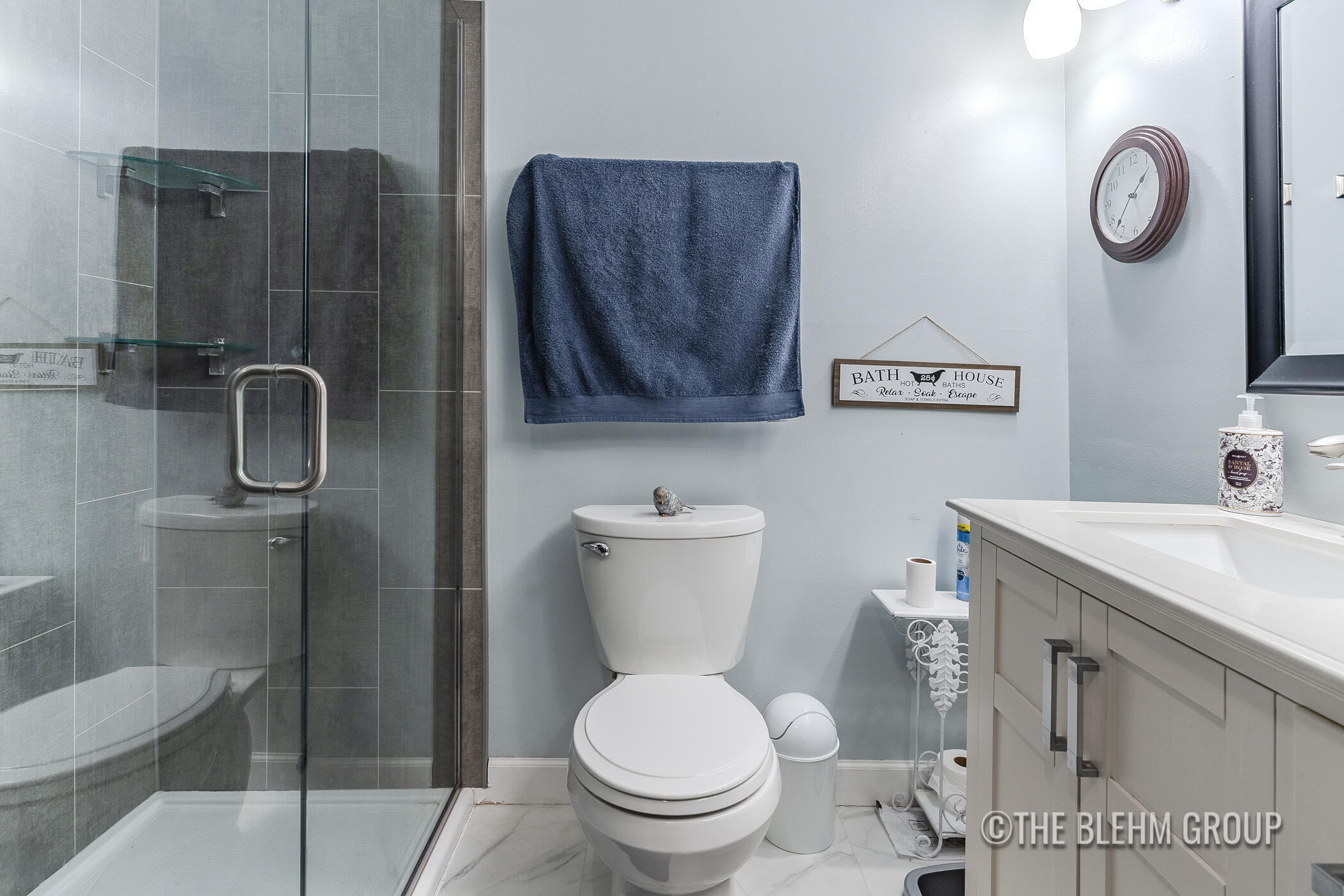 3288 Devonwood Hills NE Grand Rapids MI 49525