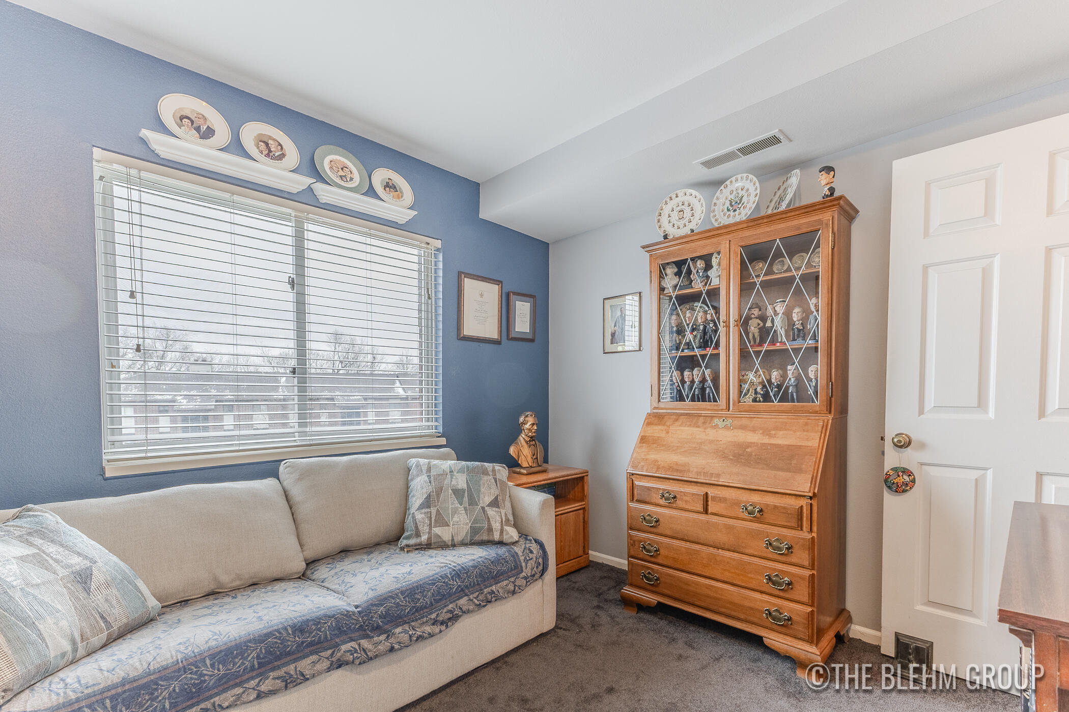 3288 Devonwood Hills NE Grand Rapids MI 49525